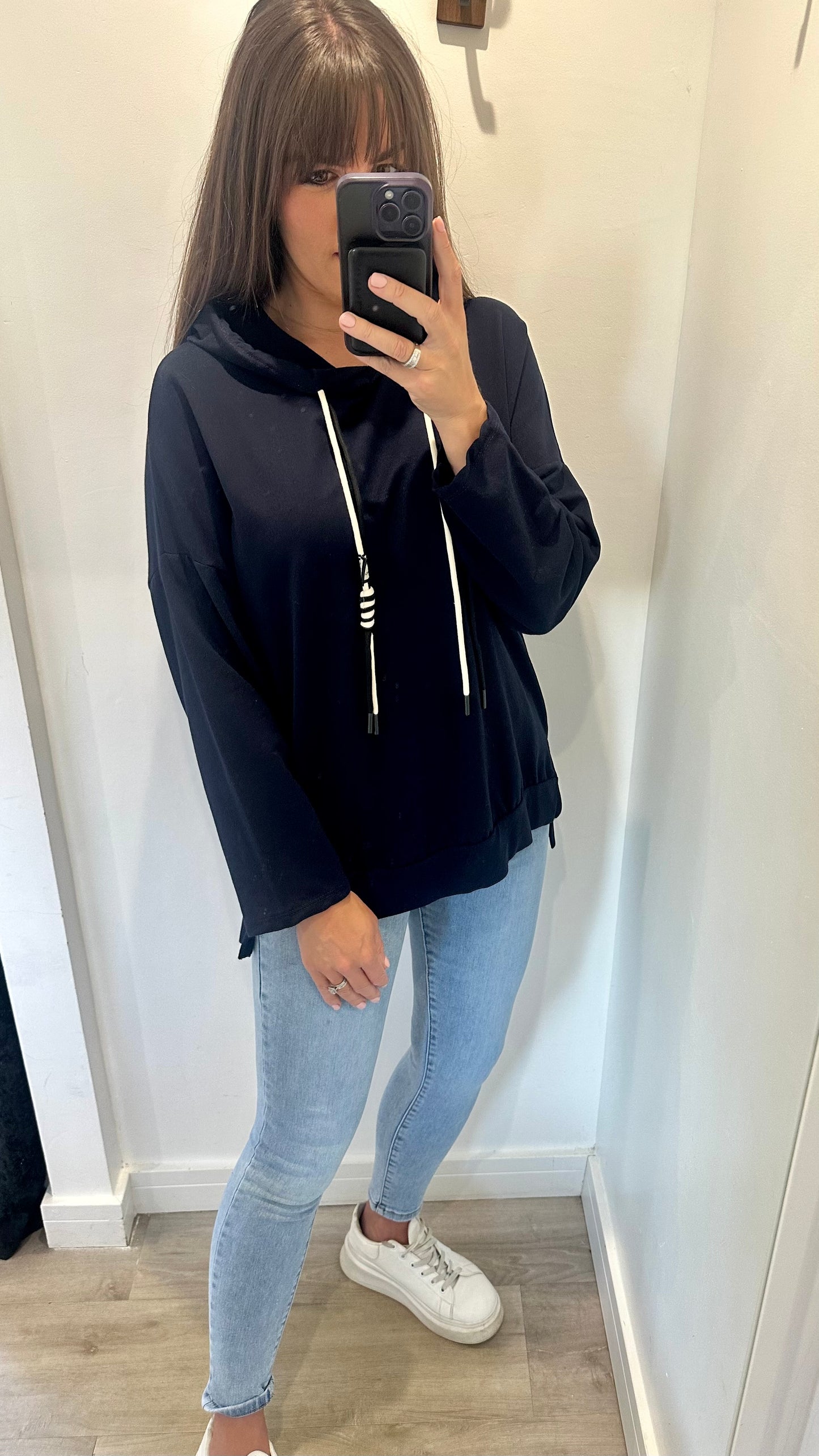 NAVY PLAIN LIGHTWEIGHT HOODIE