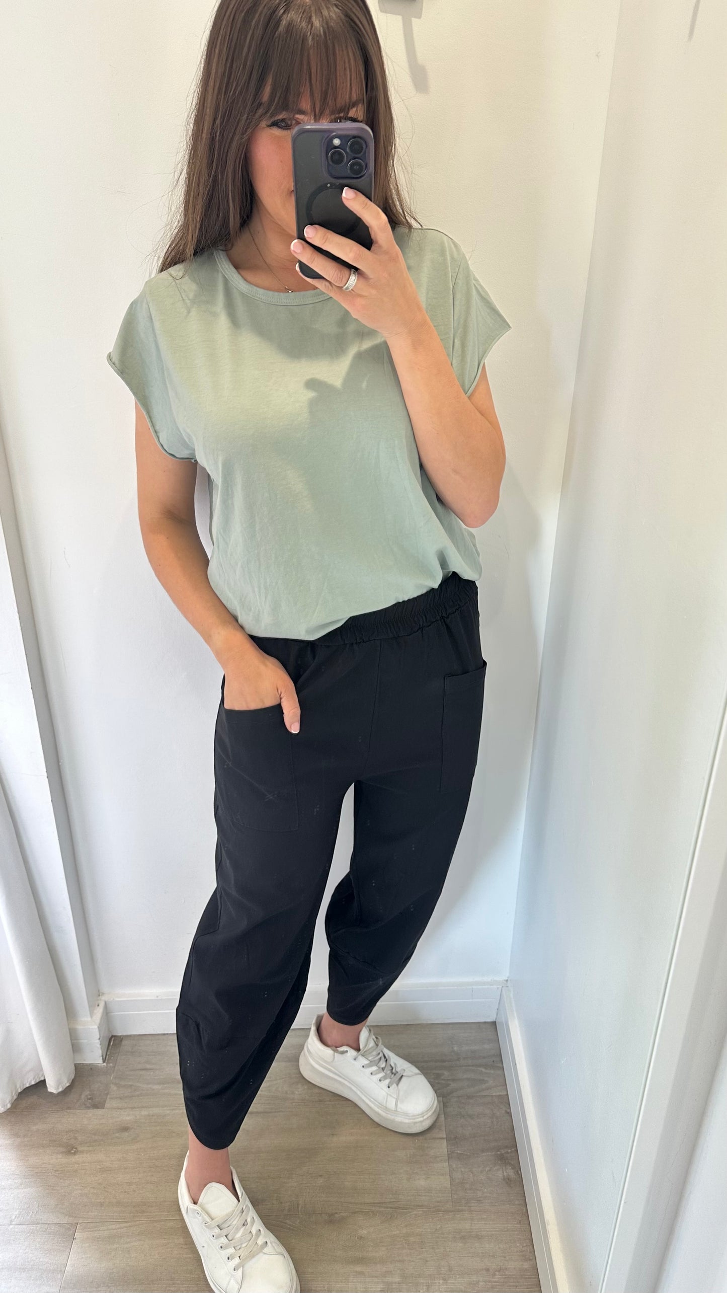 BLACK CROPPED POCKET TROUSERS