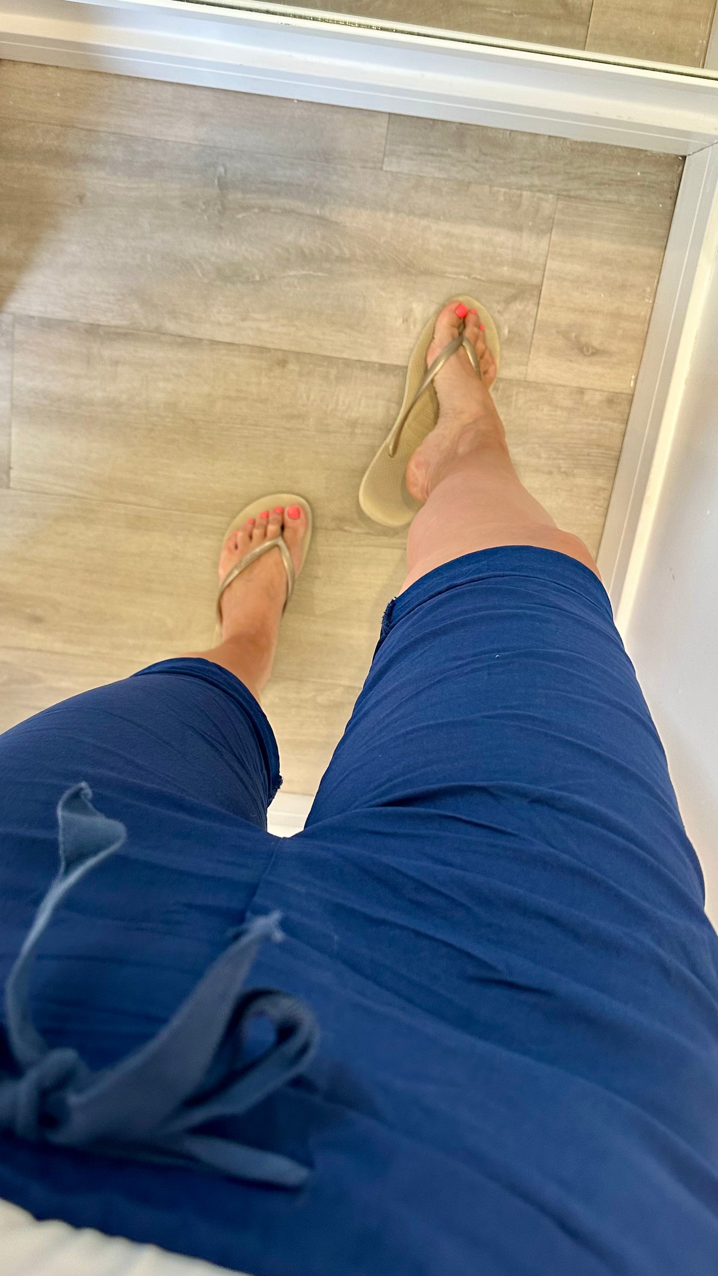 NAVY MAGIC SHORTS