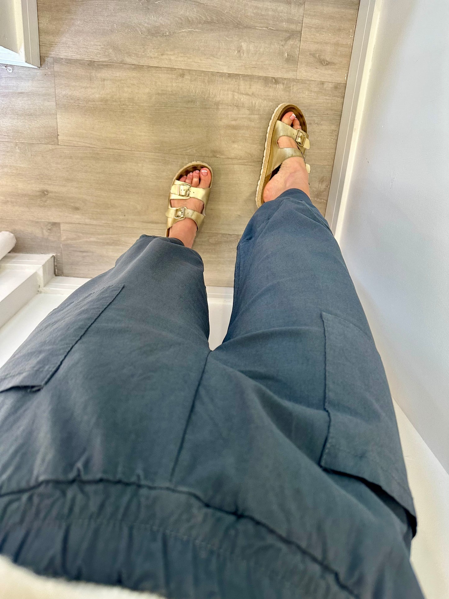 CHARCOAL CROPPED POCKET TROUSERS