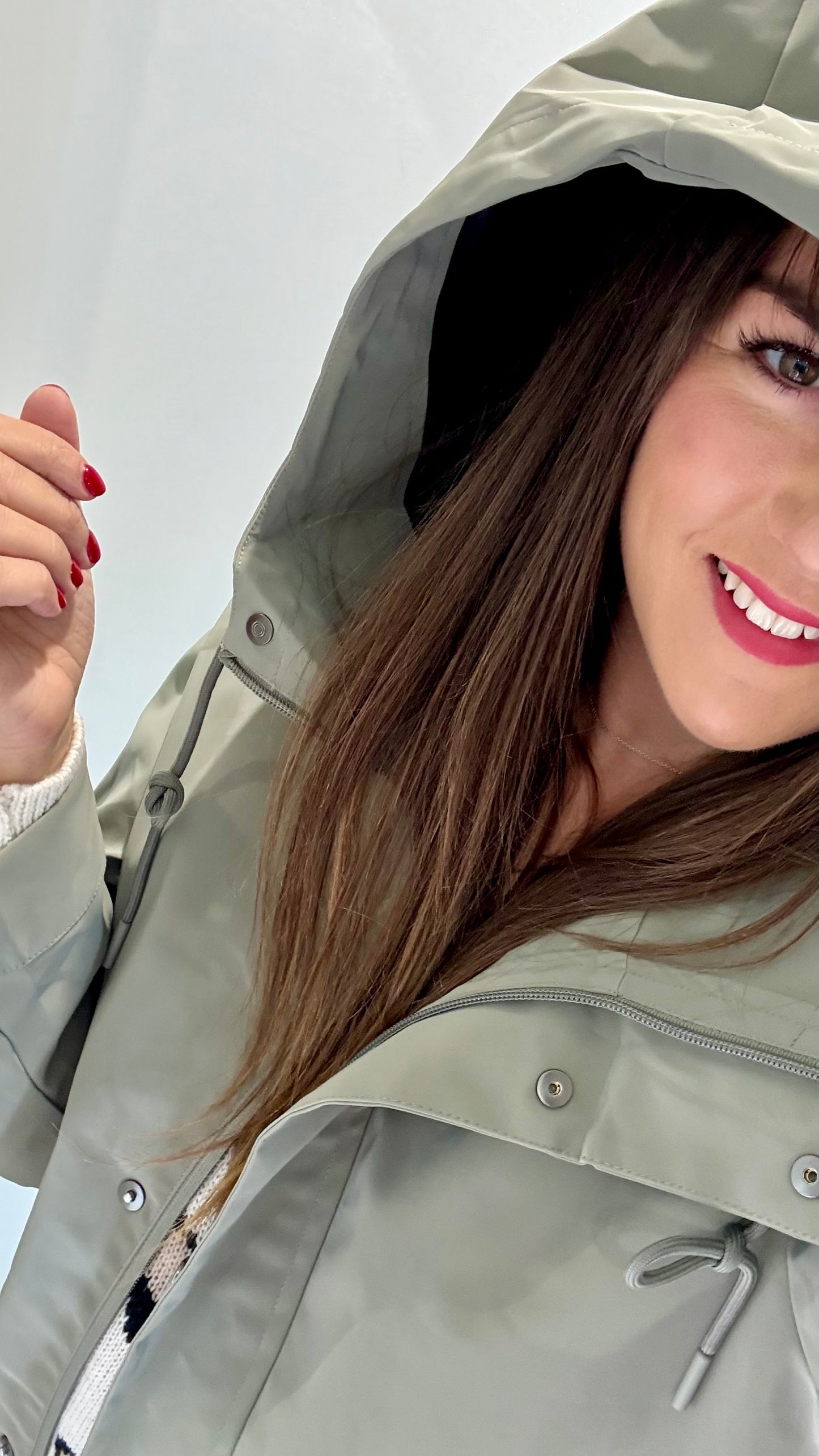 SAGE GREEN WATERPROOF MAC