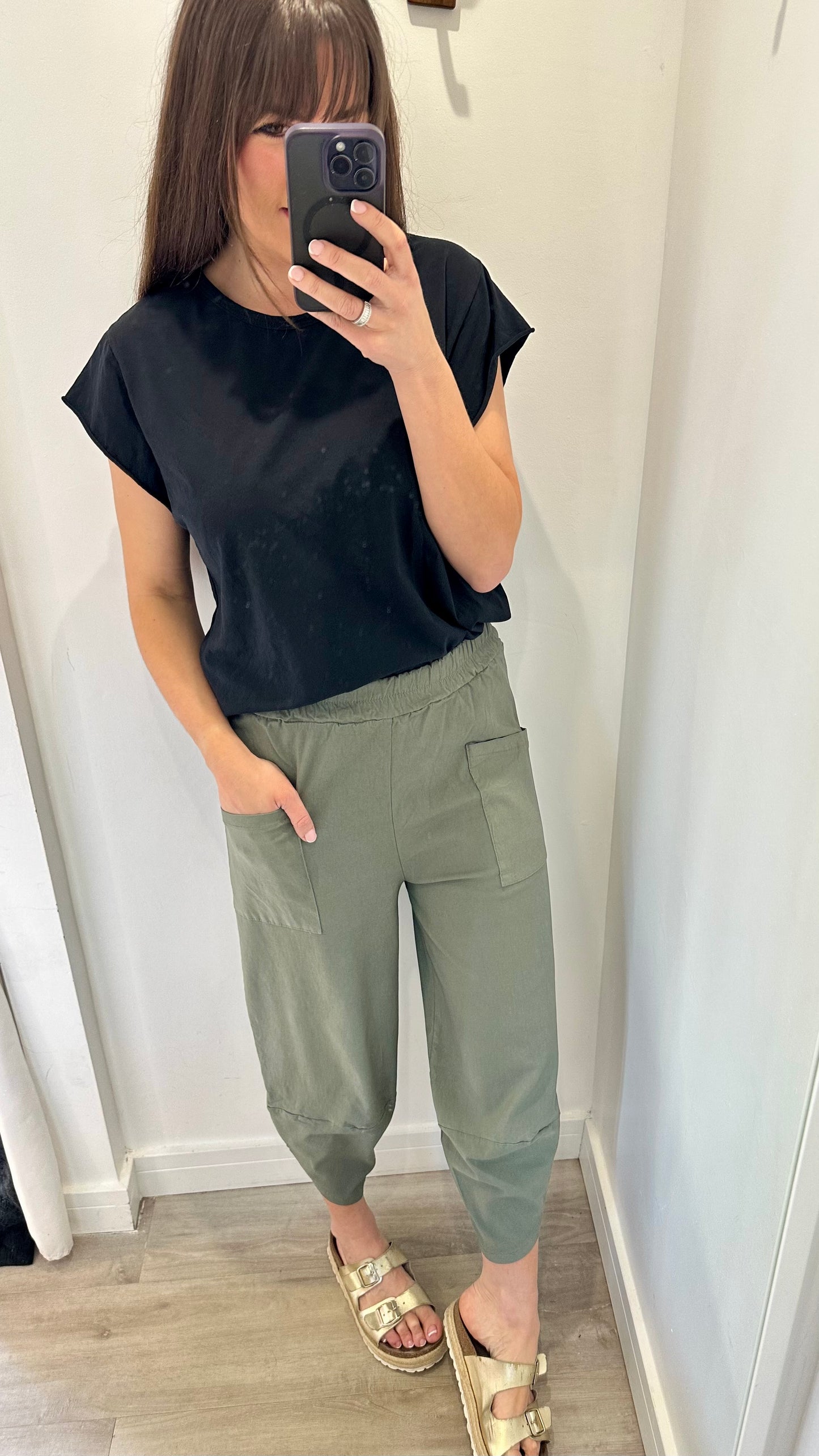 KHAKI CROPPED POCKET TROUSERS