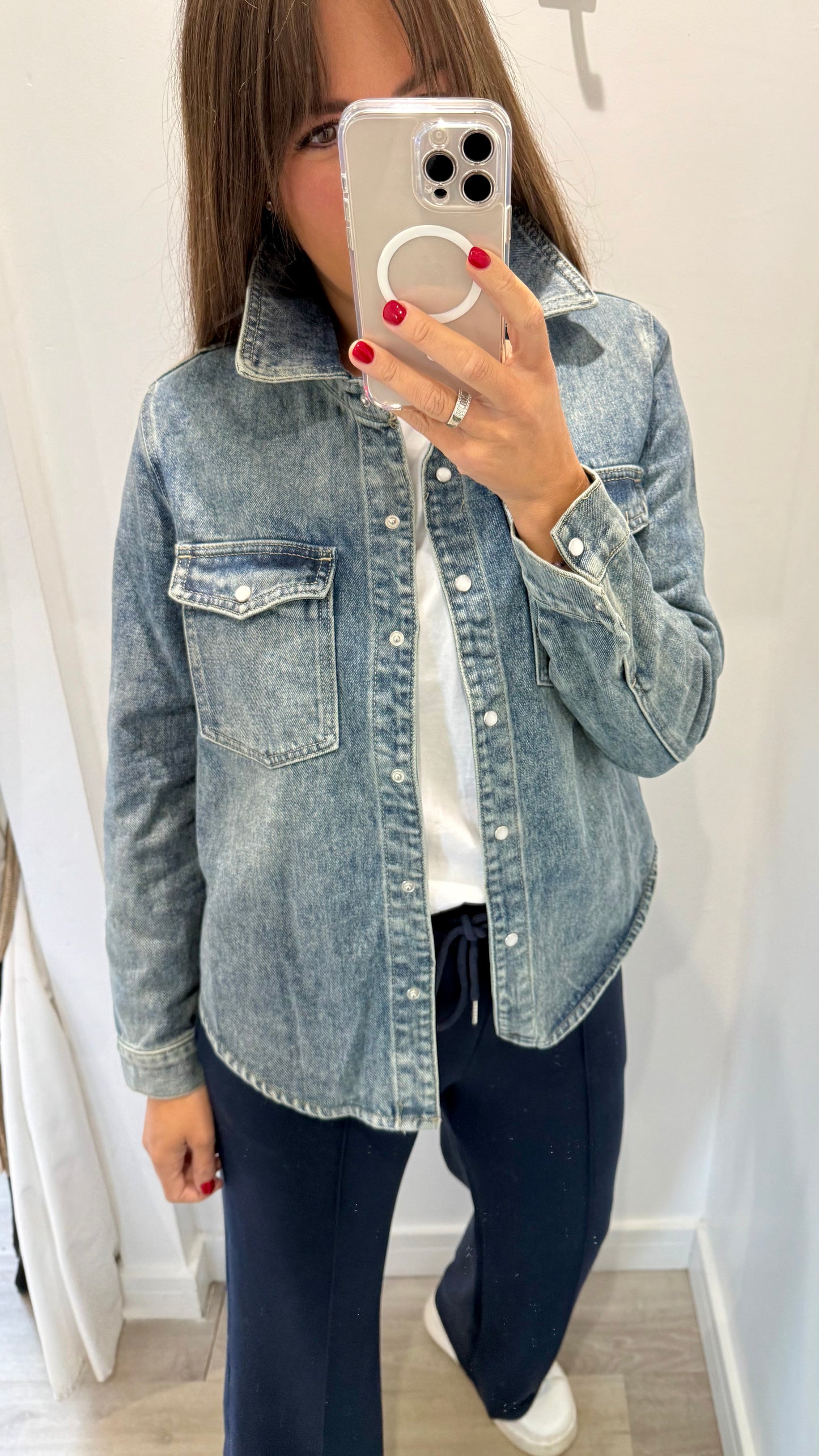VINTAGE WASH PEARLESCENT BUTTON DENIM SHACKET