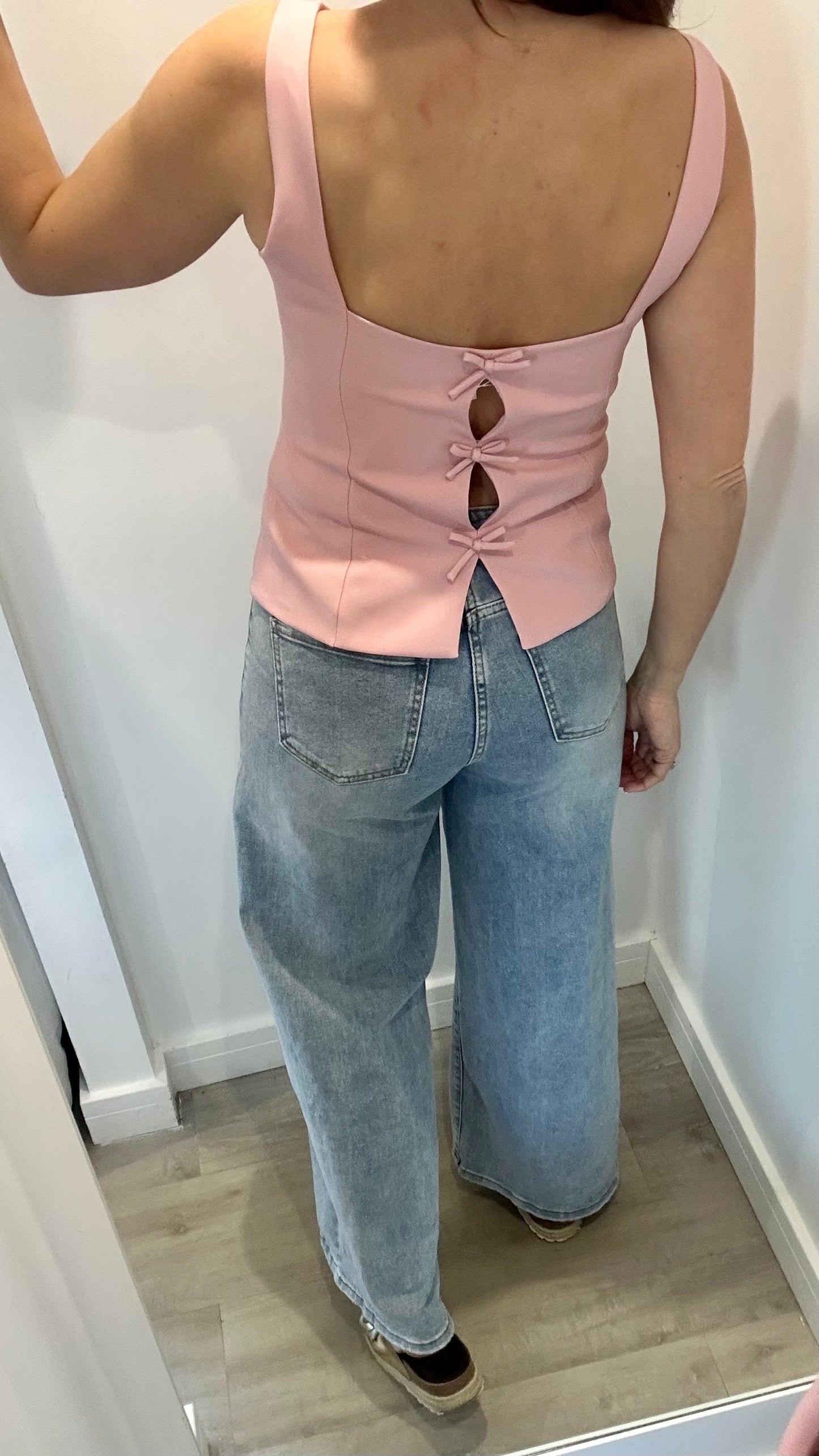 SOFT PINK BOW BACK SLEEVELESS TOP