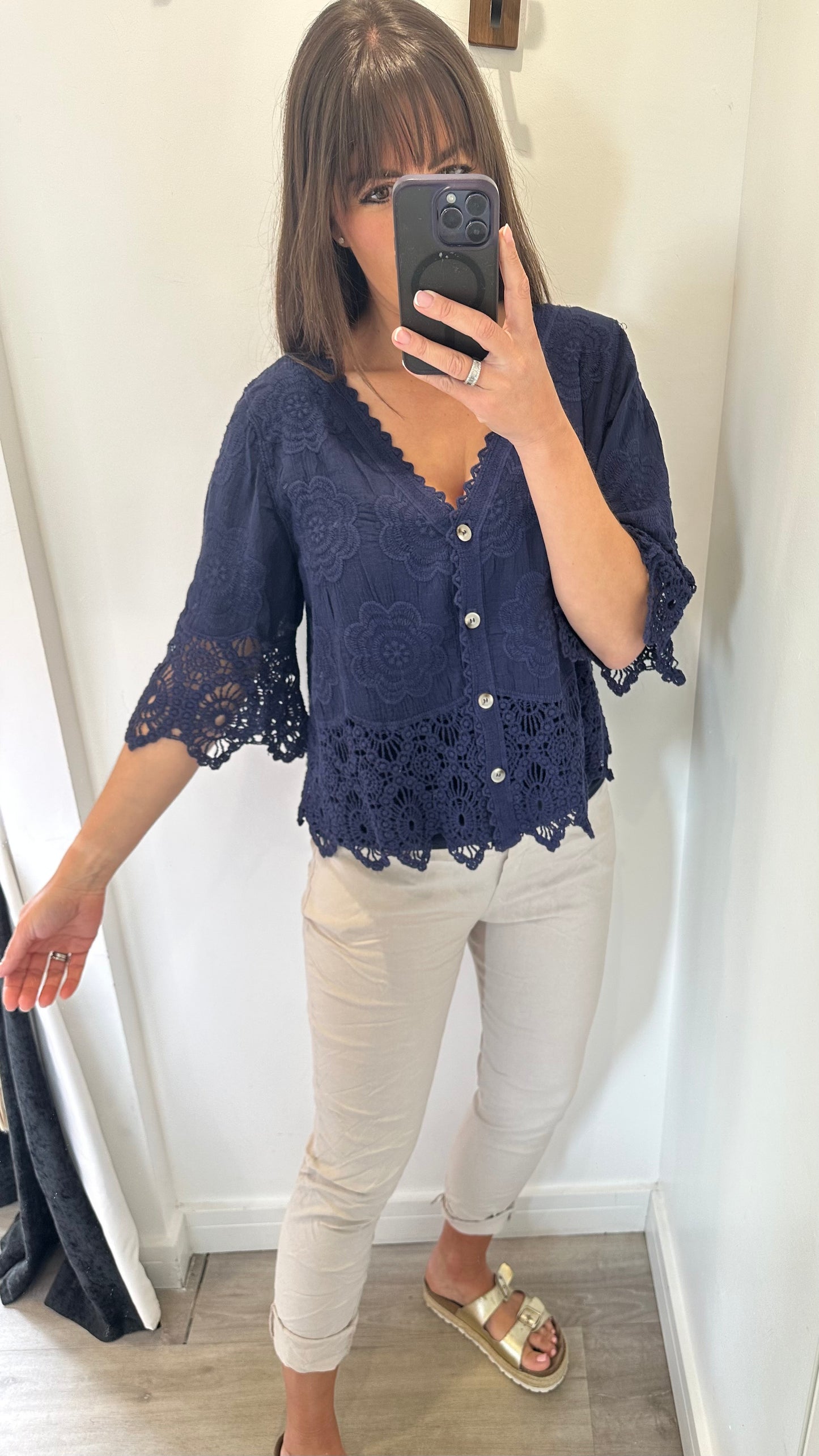 NAVY FLORAL APPLIQUE V NECK TOP