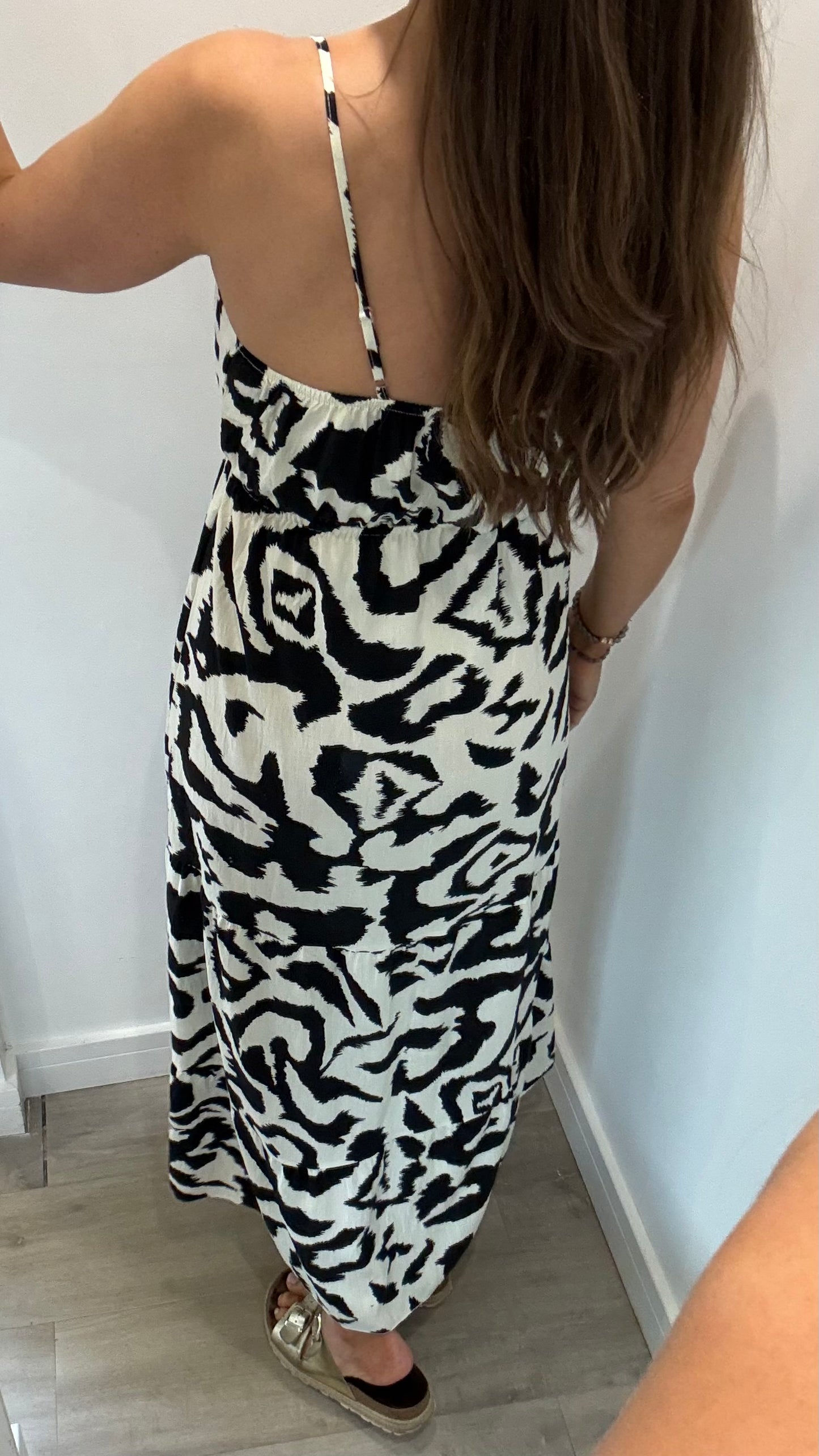 BLACK ABSTRACT MAXI DRESS