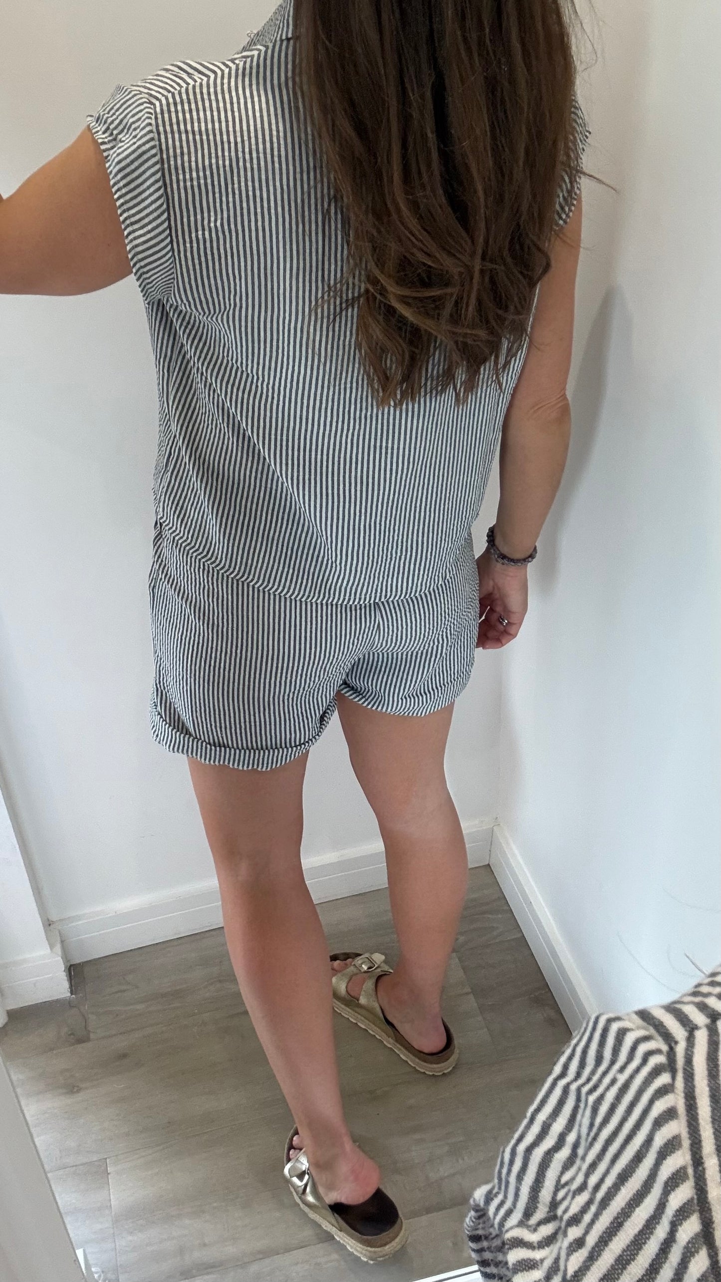 BLACK STRIPE SHORT SET