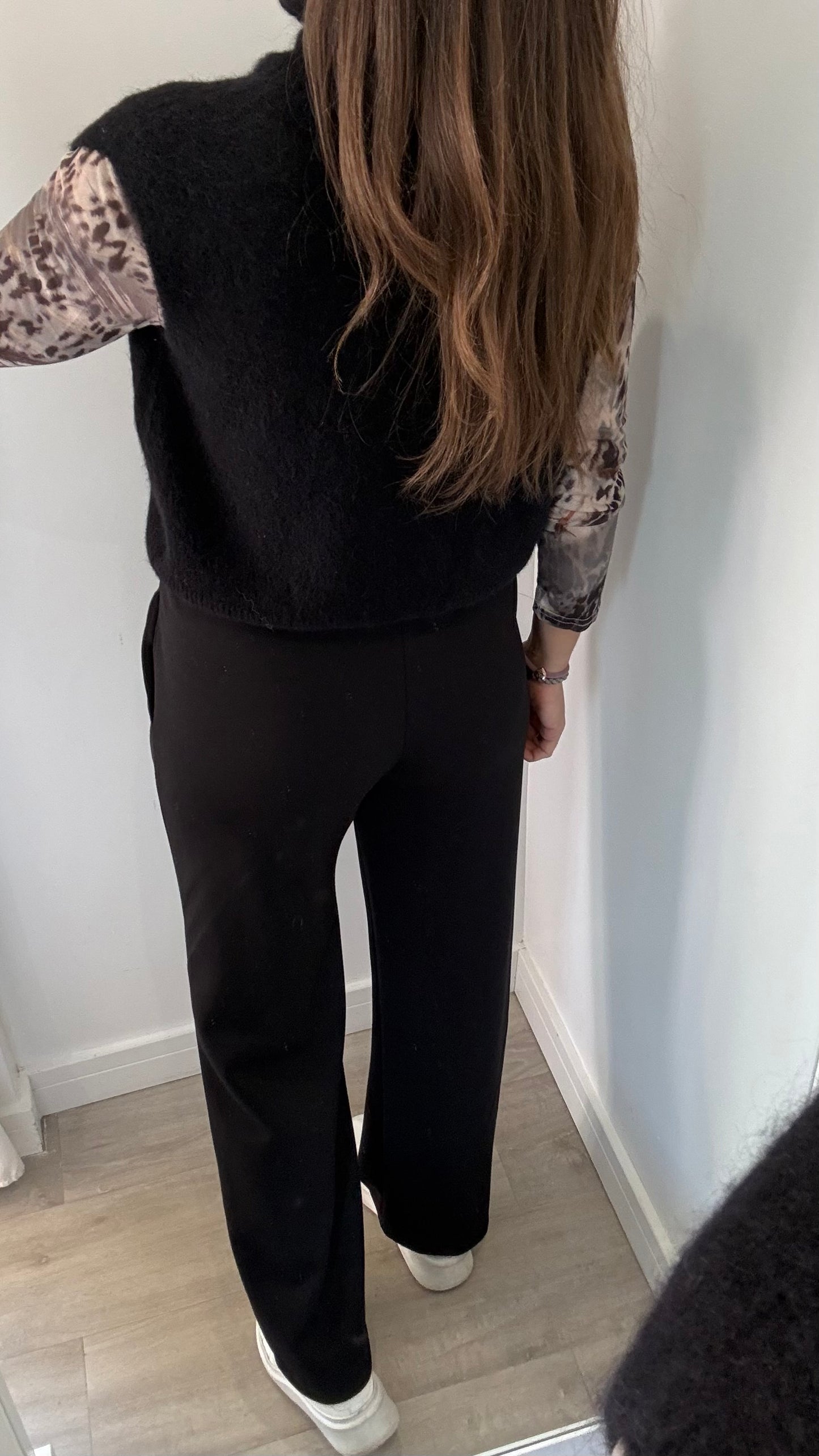 BLACK SLEEVELESS ROLL NECK TANK TOP