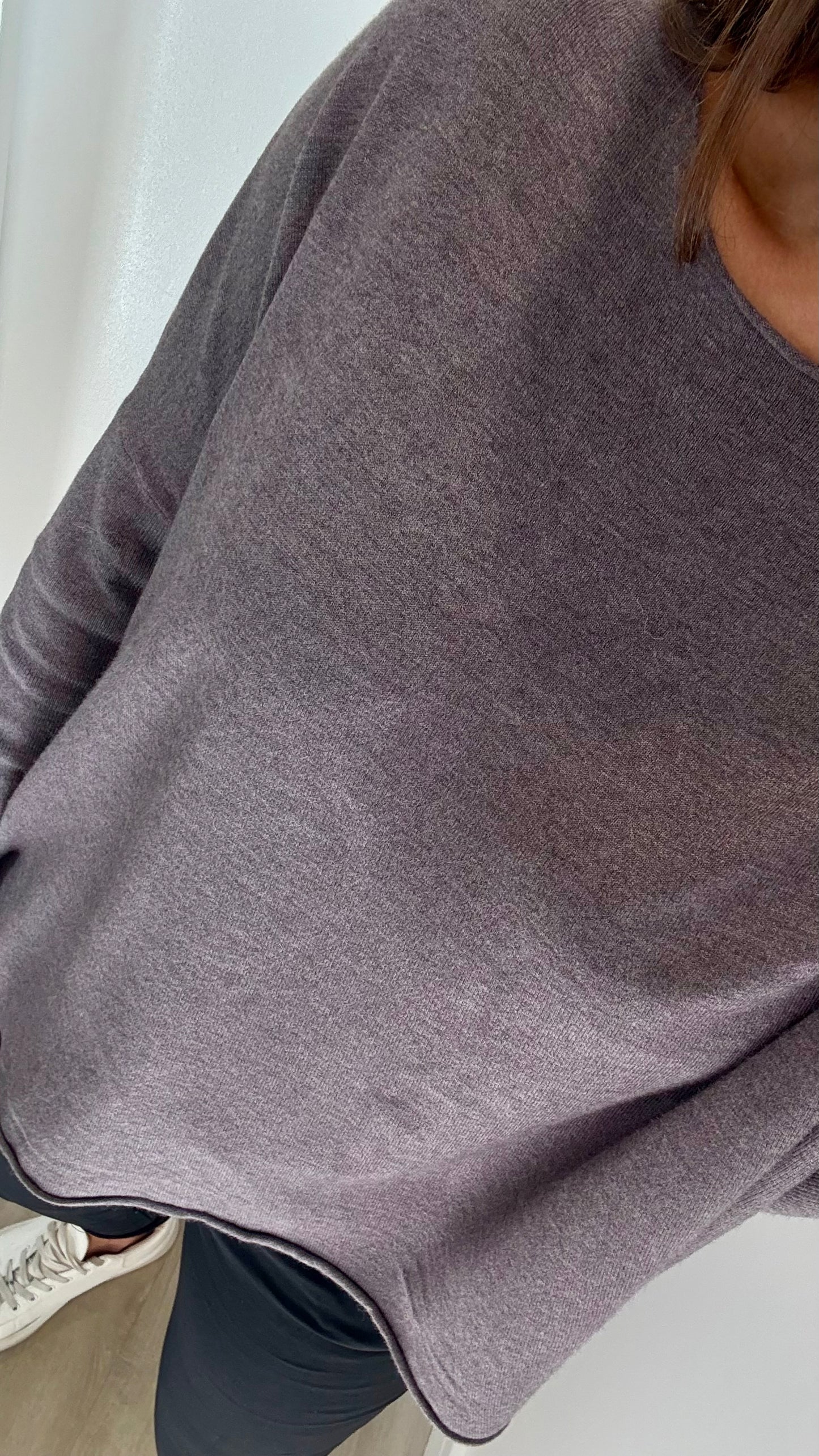 ASH BROWN FINE KNIT BATWING JUMPER