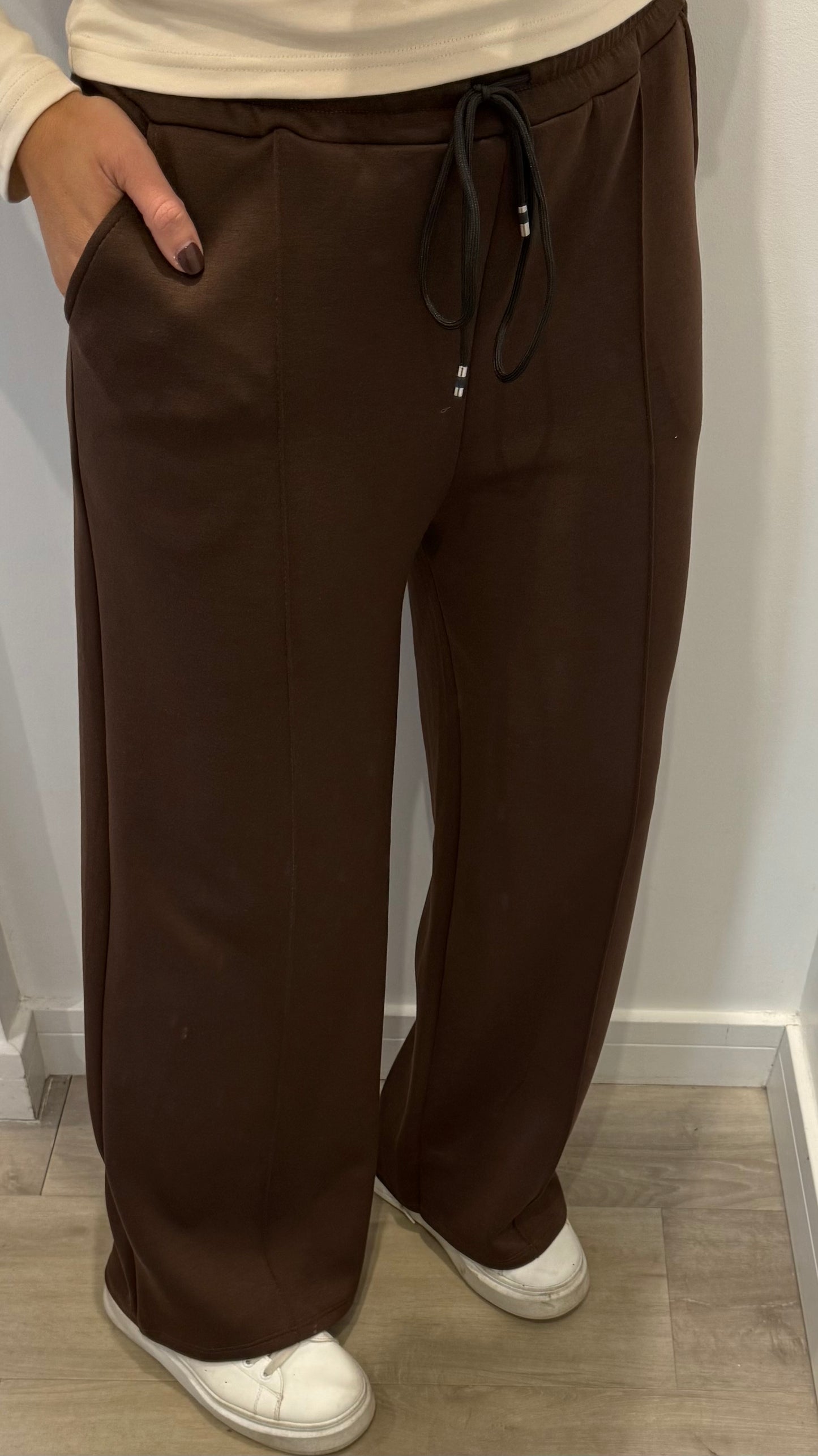 CHOCOLATE DRAWSTRING STRAIGHT LEG TROUSERS