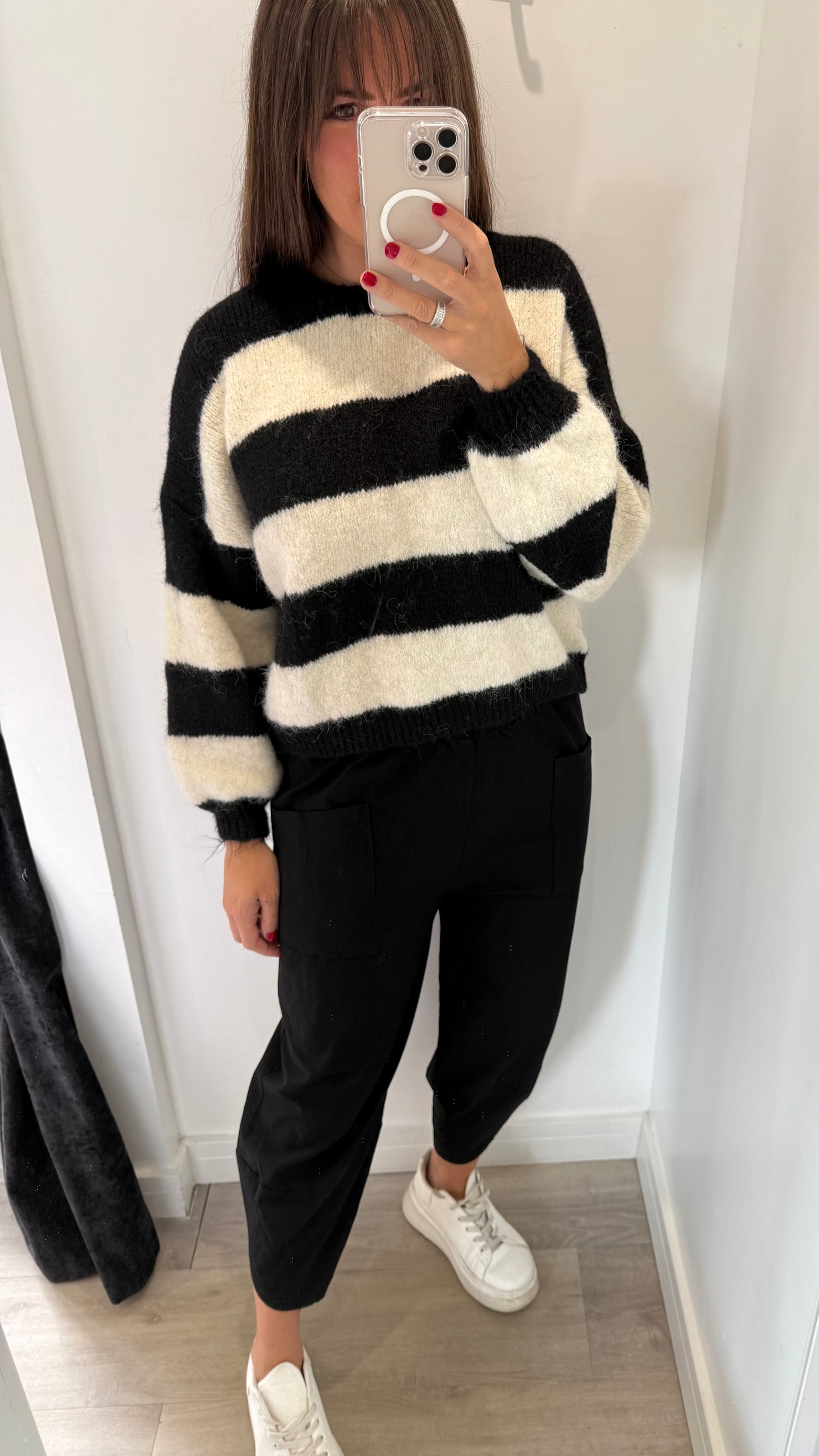 BLACK AND WHITE STRIPE FLUFFY JUMPER