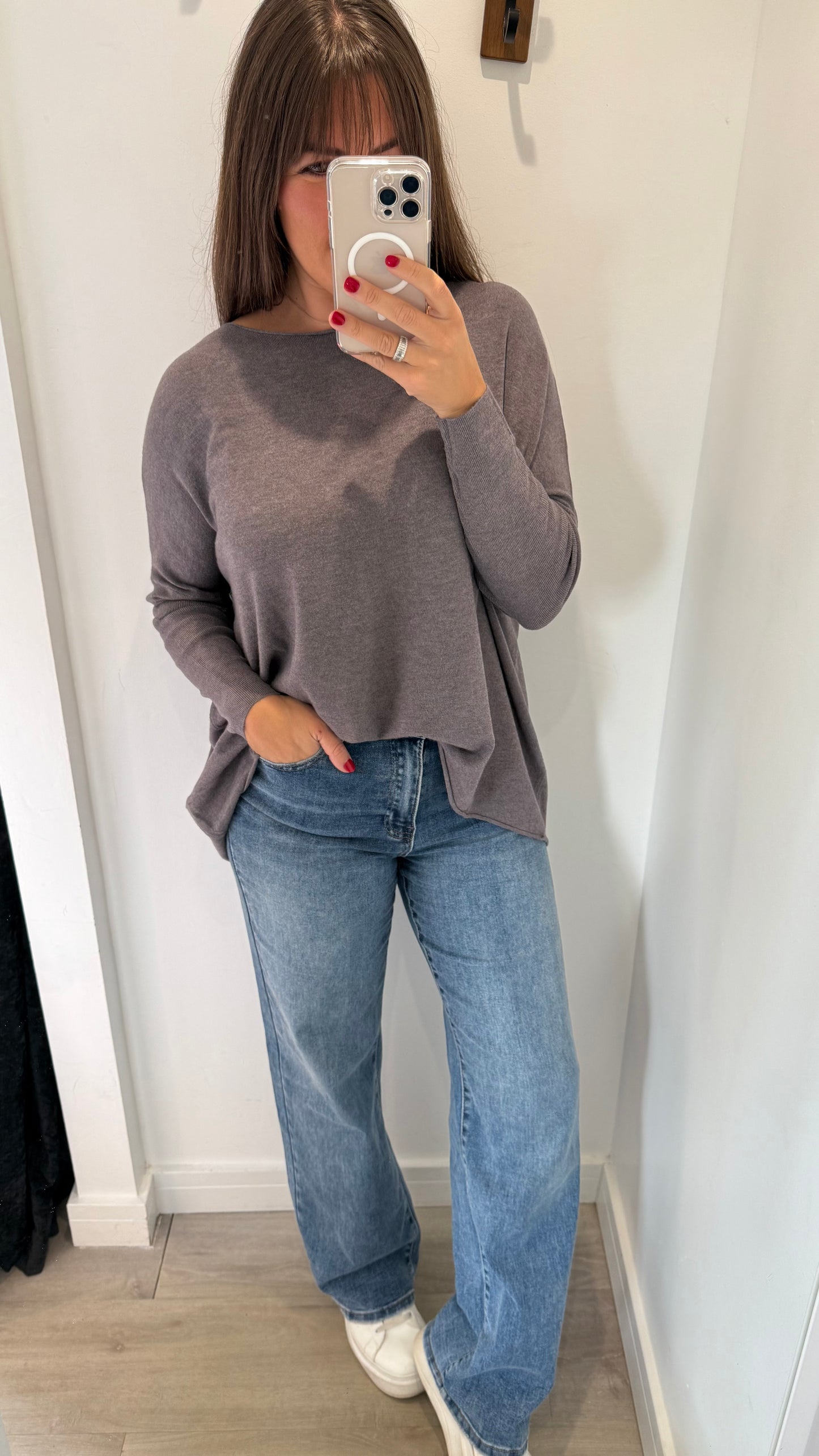 ASH BROWN FINE KNIT BATWING JUMPER