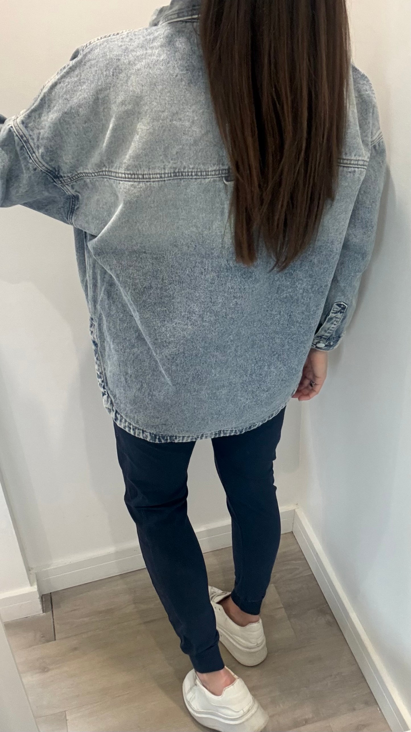 DENIM SHACKET WITH UTILITY POCKETS