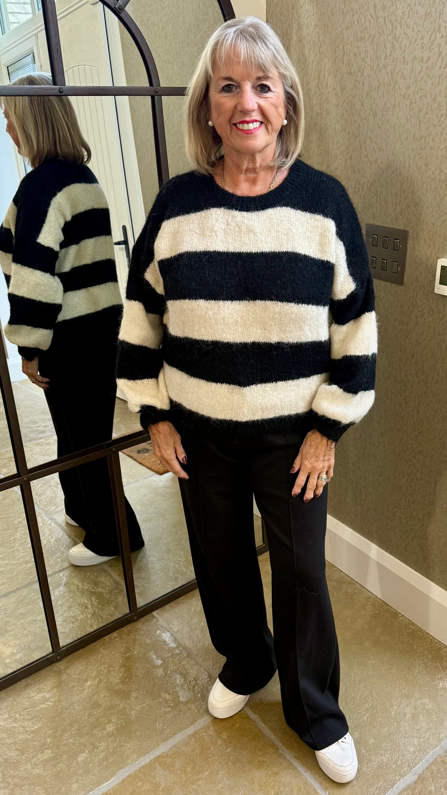 BLACK AND WHITE STRIPE FLUFFY JUMPER