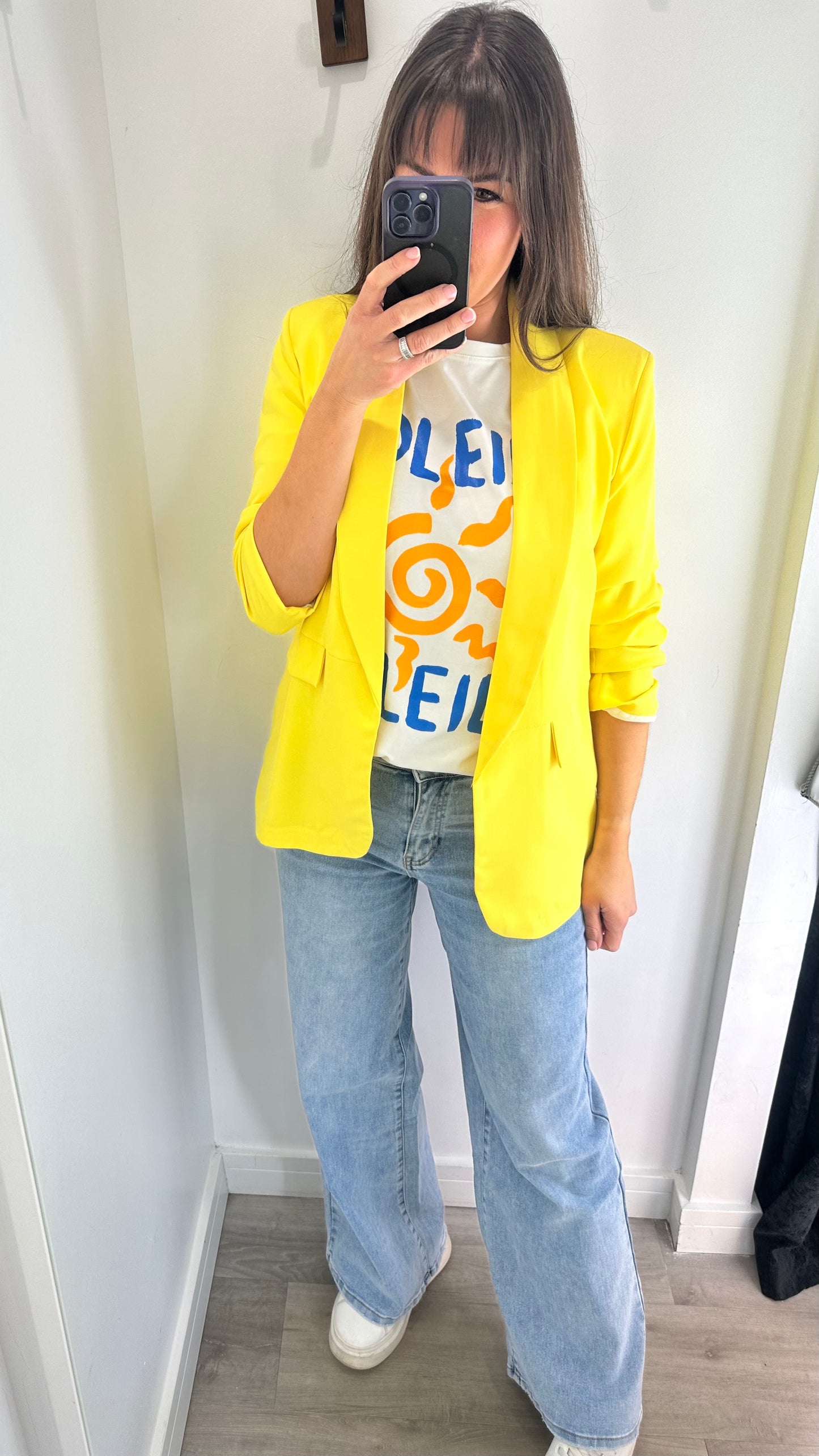 YELLOW RUCHED SLEEVE BLAZER