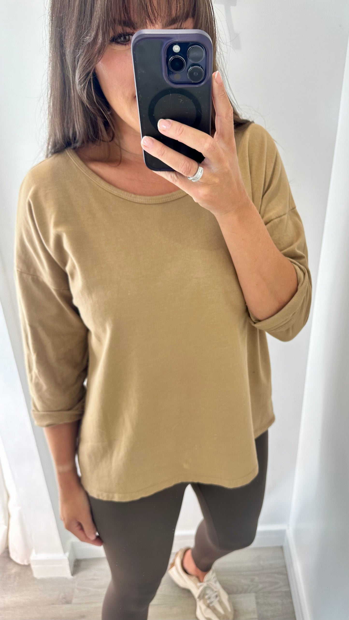CAMEL ROLL SLEEVE SWEAT TOP