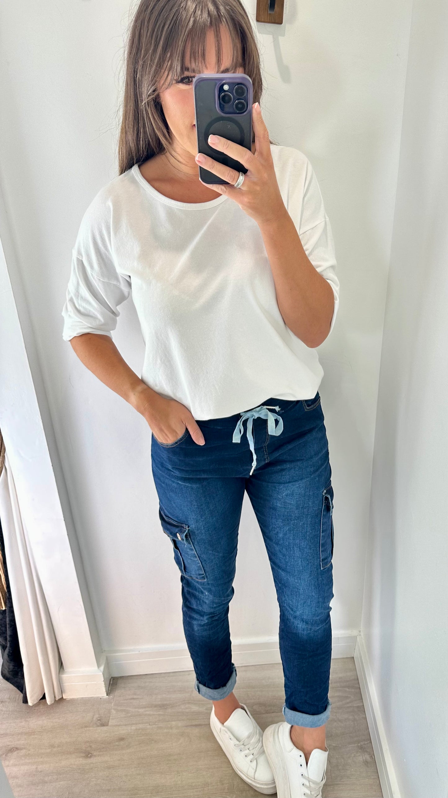 WHITE ROLL SLEEVE SWEAT TOP