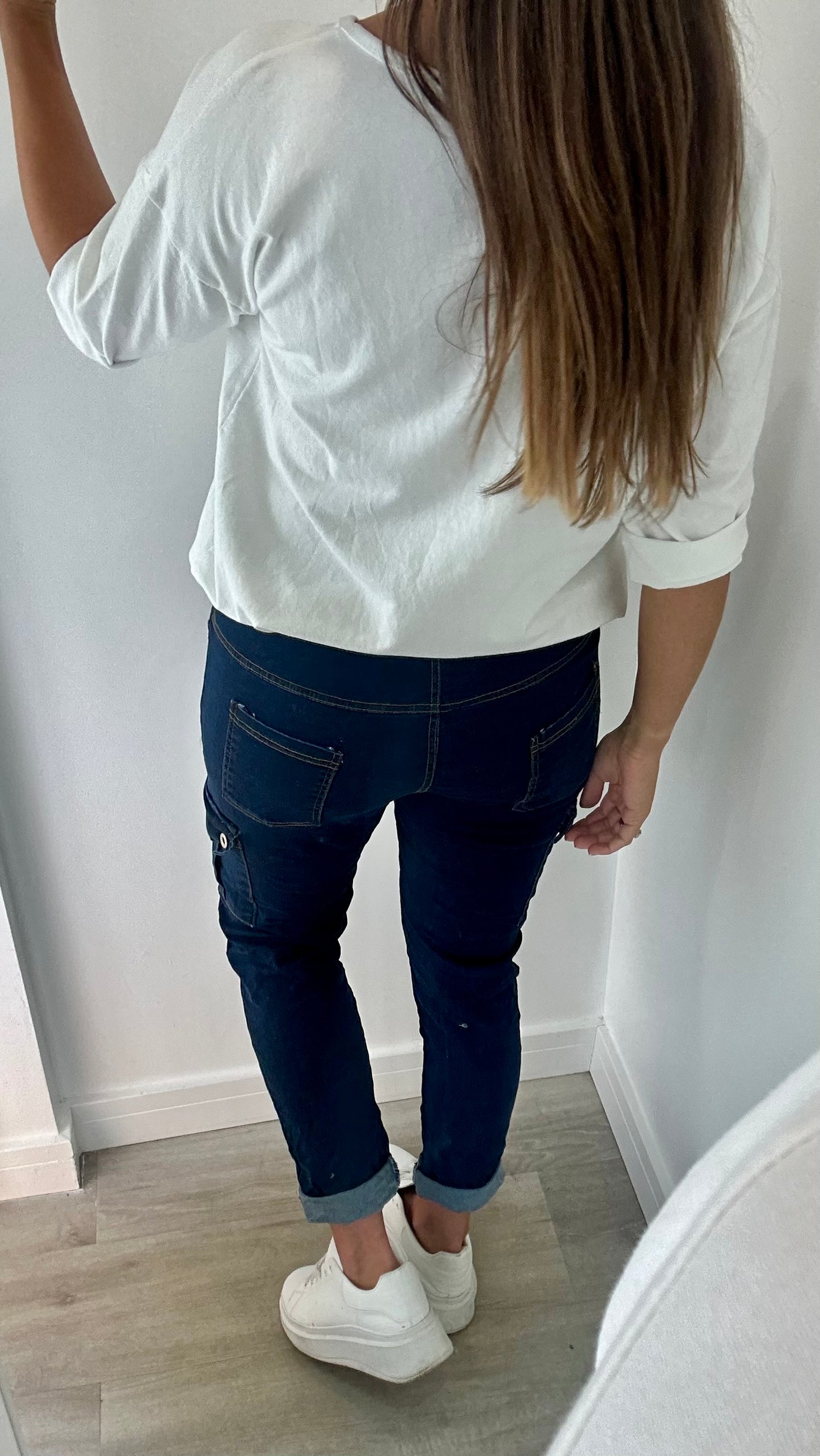 WHITE ROLL SLEEVE SWEAT TOP