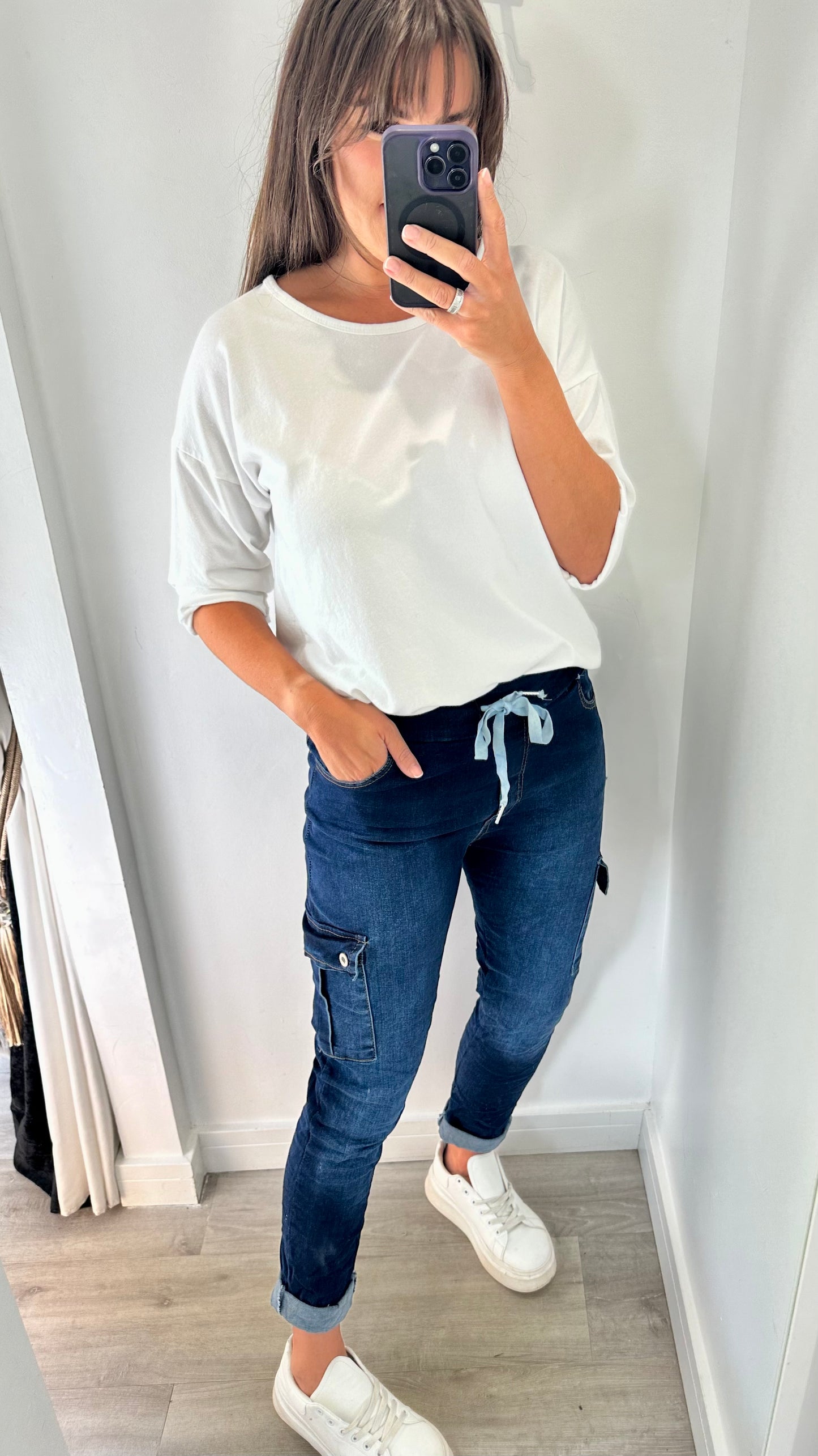 WHITE ROLL SLEEVE SWEAT TOP