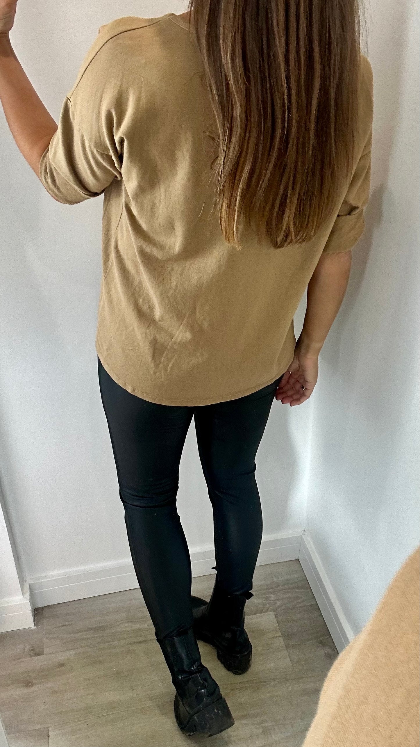 CAMEL ROLL SLEEVE SWEAT TOP