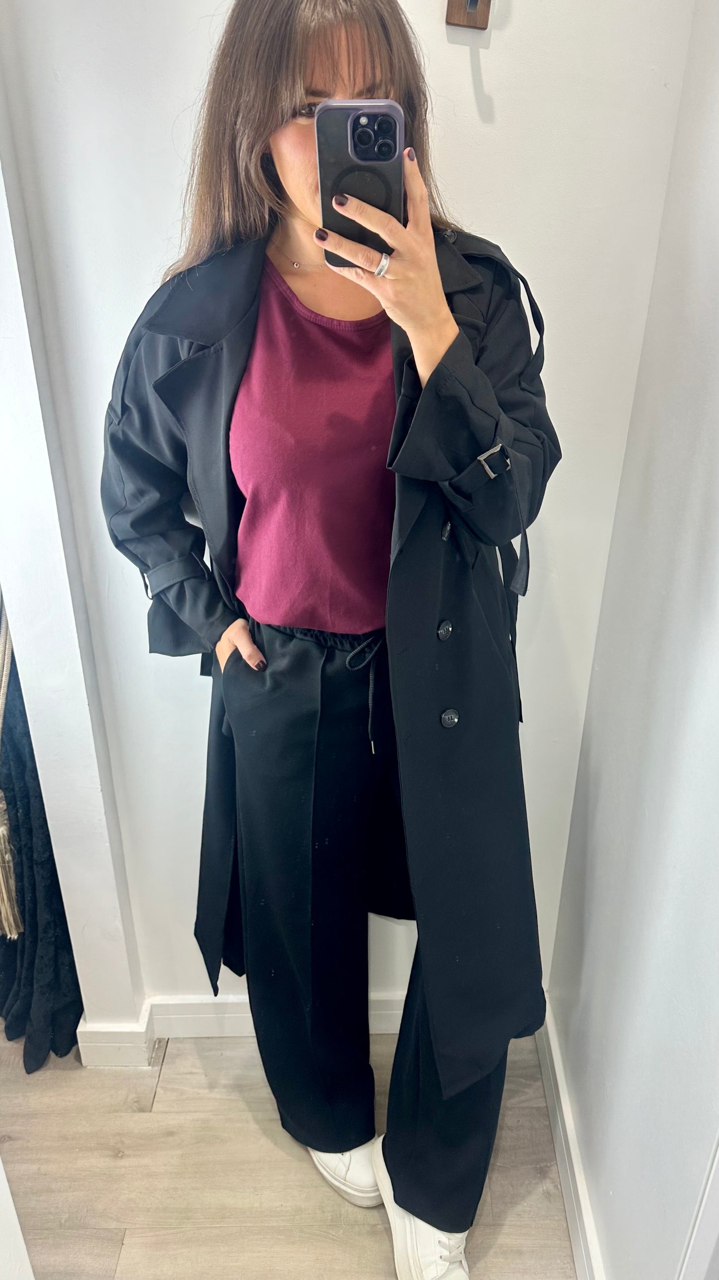 BLACK LIGHTWEIGHT TRENCH COAT