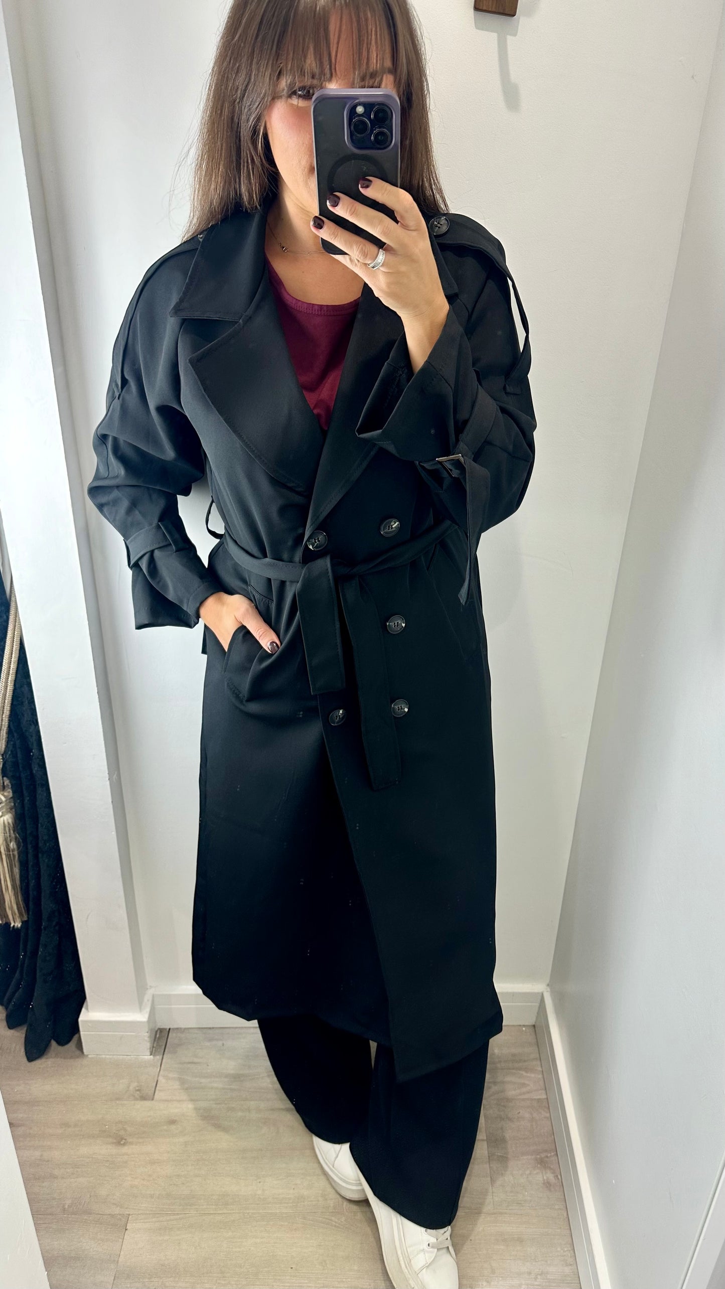 BLACK LIGHTWEIGHT TRENCH COAT