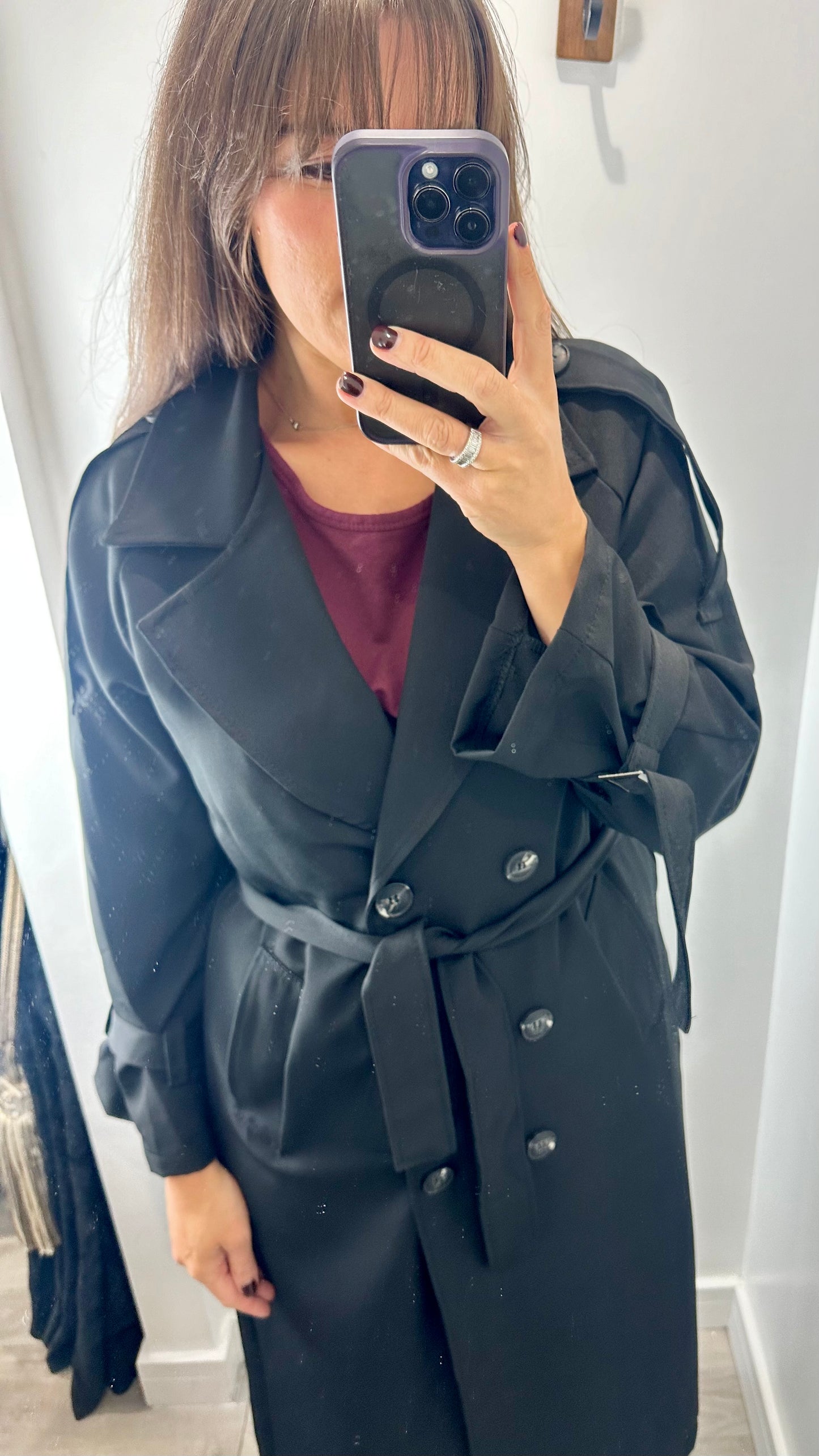 BLACK LIGHTWEIGHT TRENCH COAT