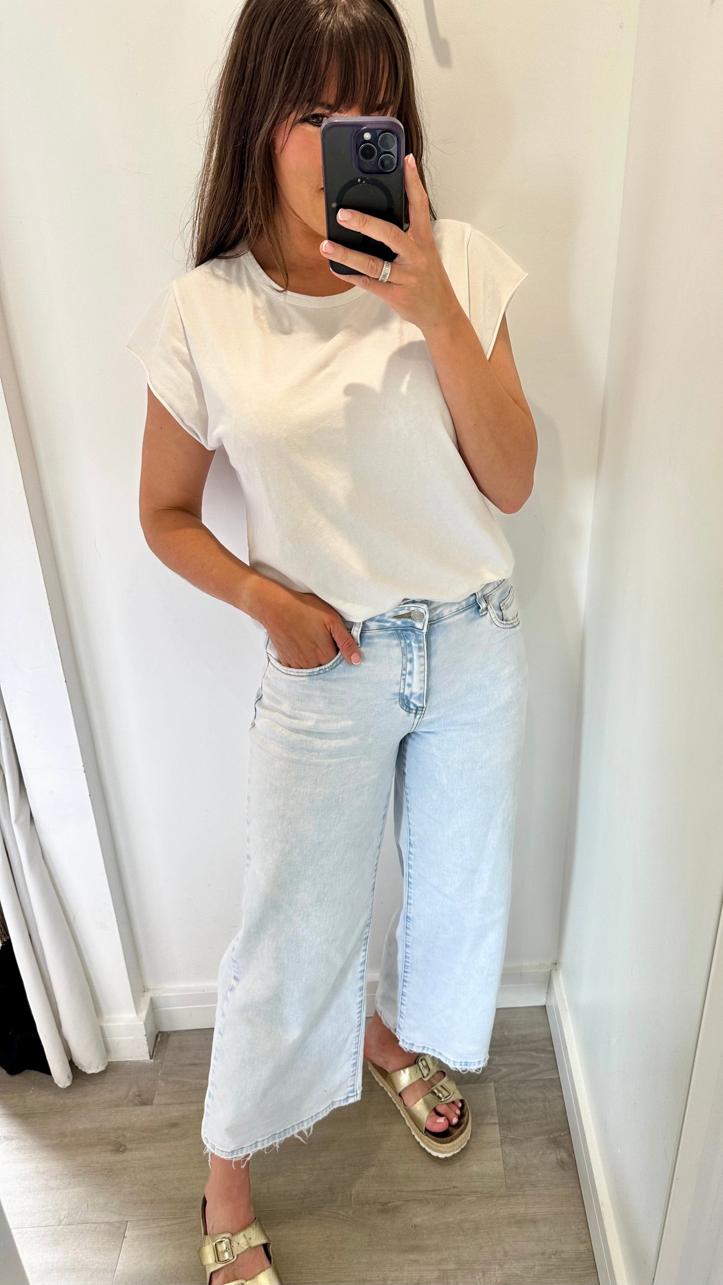 TOXIK LIGHT WASH CROPPED WIDE LEG JEANS