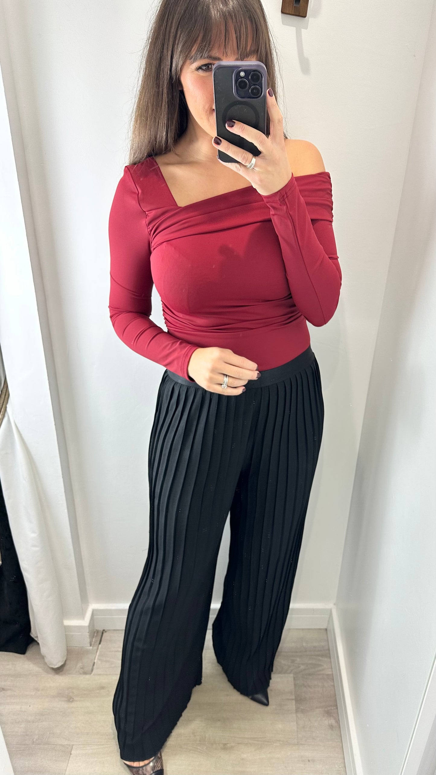 BERRY OFF SHOULDER BODYSUIT