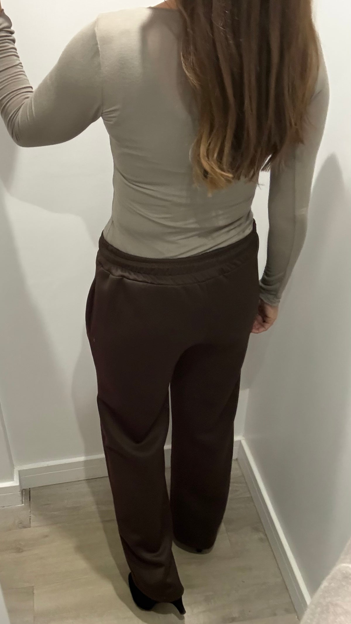 MOCHA 10% CASHMERE MIX LONG SLEEVE TOP