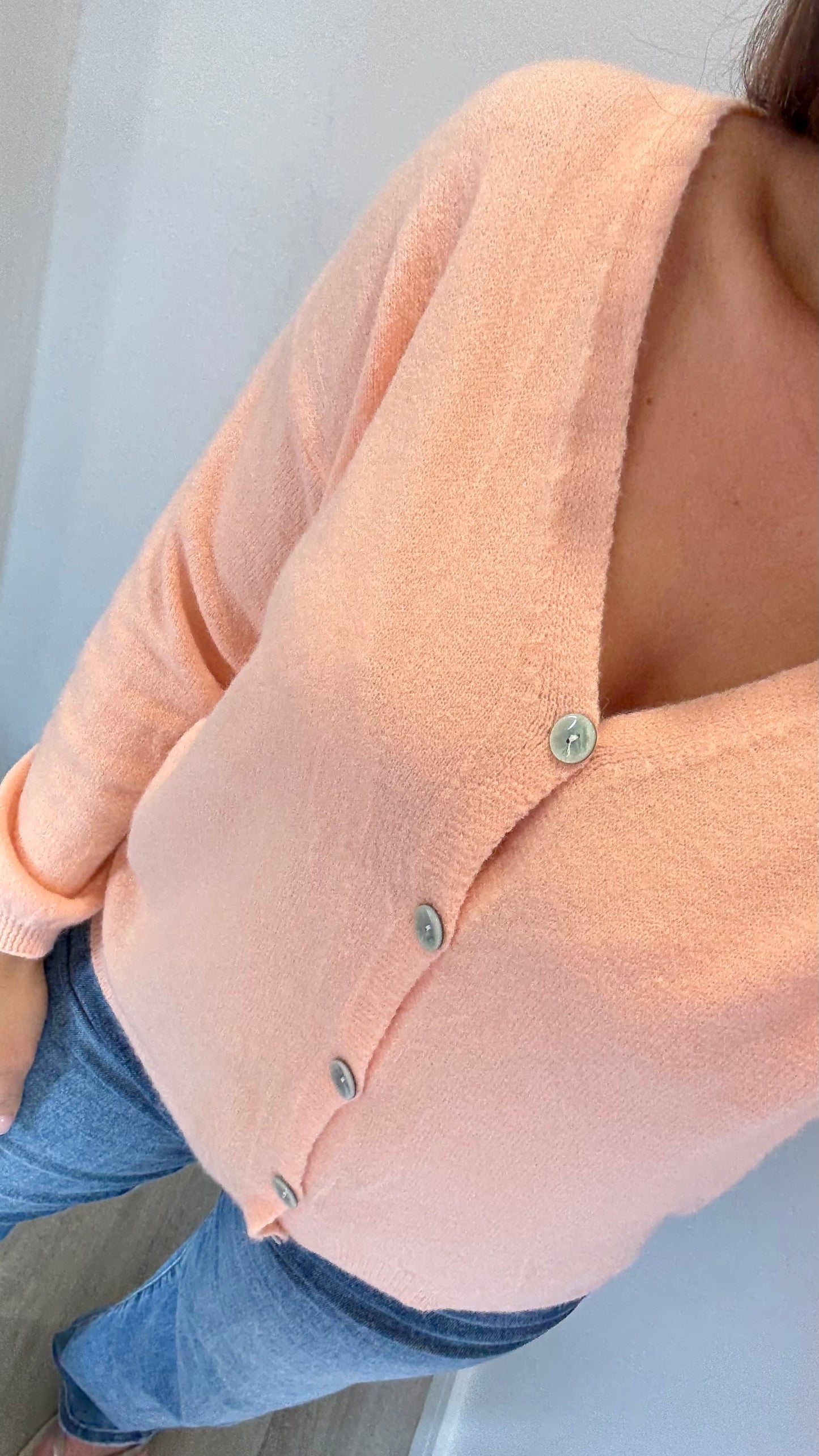 PEACH LIGHT KNIT BUTTON CARDIGAN