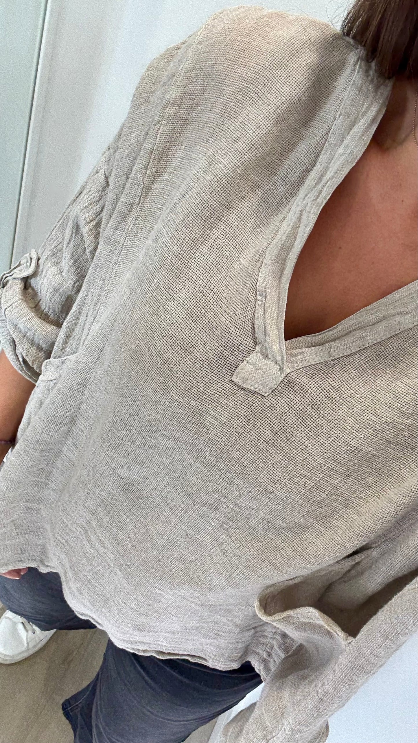 STONE LINEN MIX V NECK TEABAG TOP