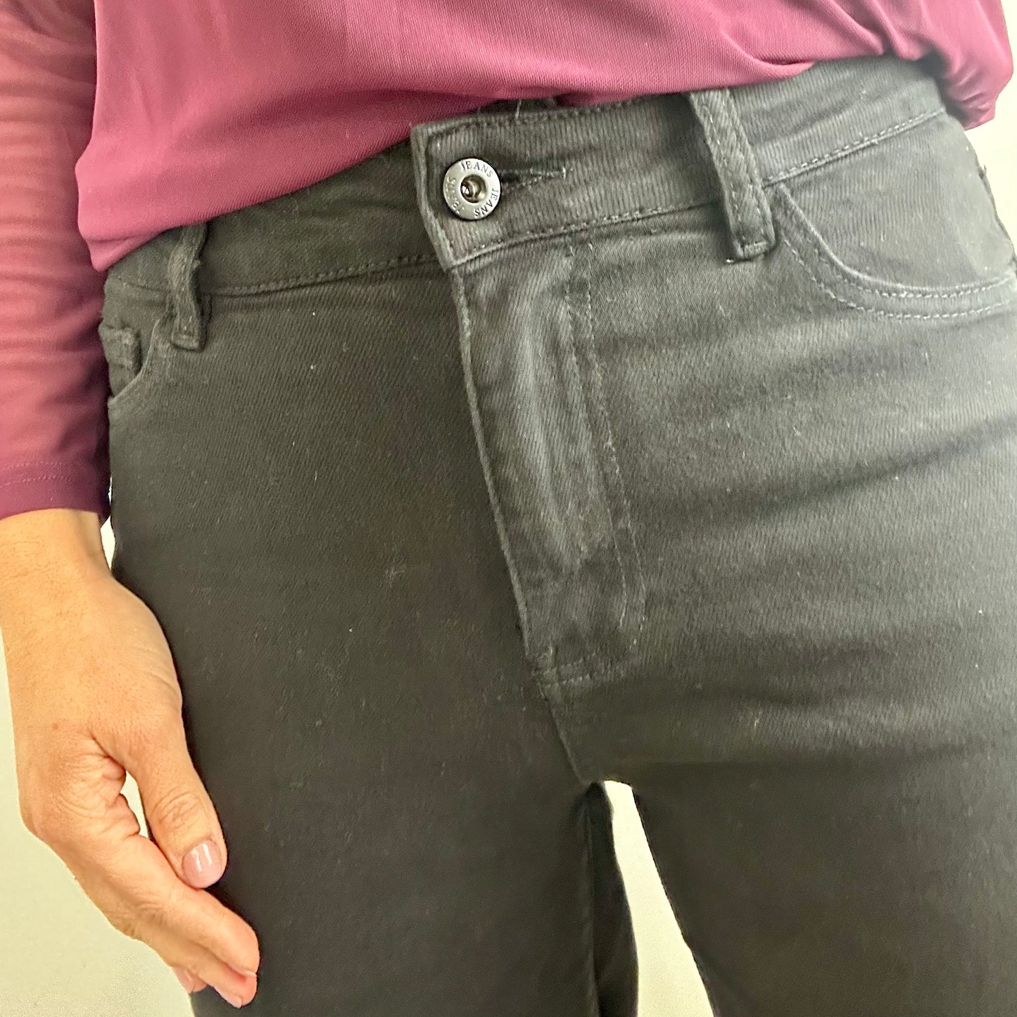 BLACK DAD FIT JEANS