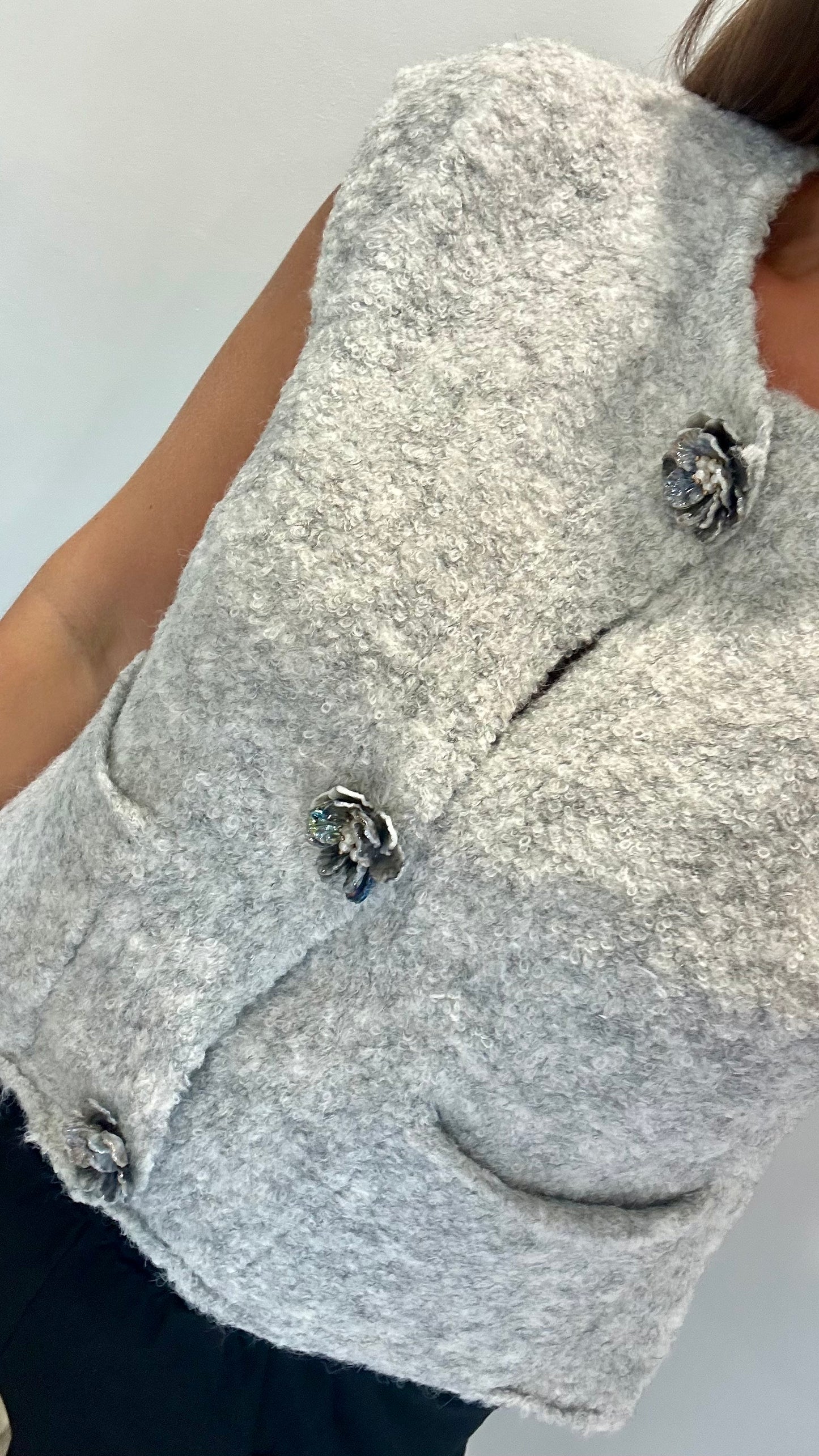 CAP SLEEVE BOUCLE-STYLE WAISTCOAT TOP WITH FLOWER BUTTONS