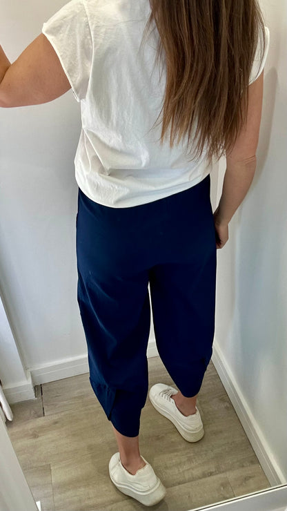 NAVY CROPPED POCKET TROUSERS