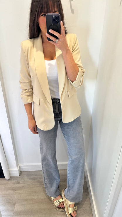 NUDE RUCHED SLEEVE BLAZER