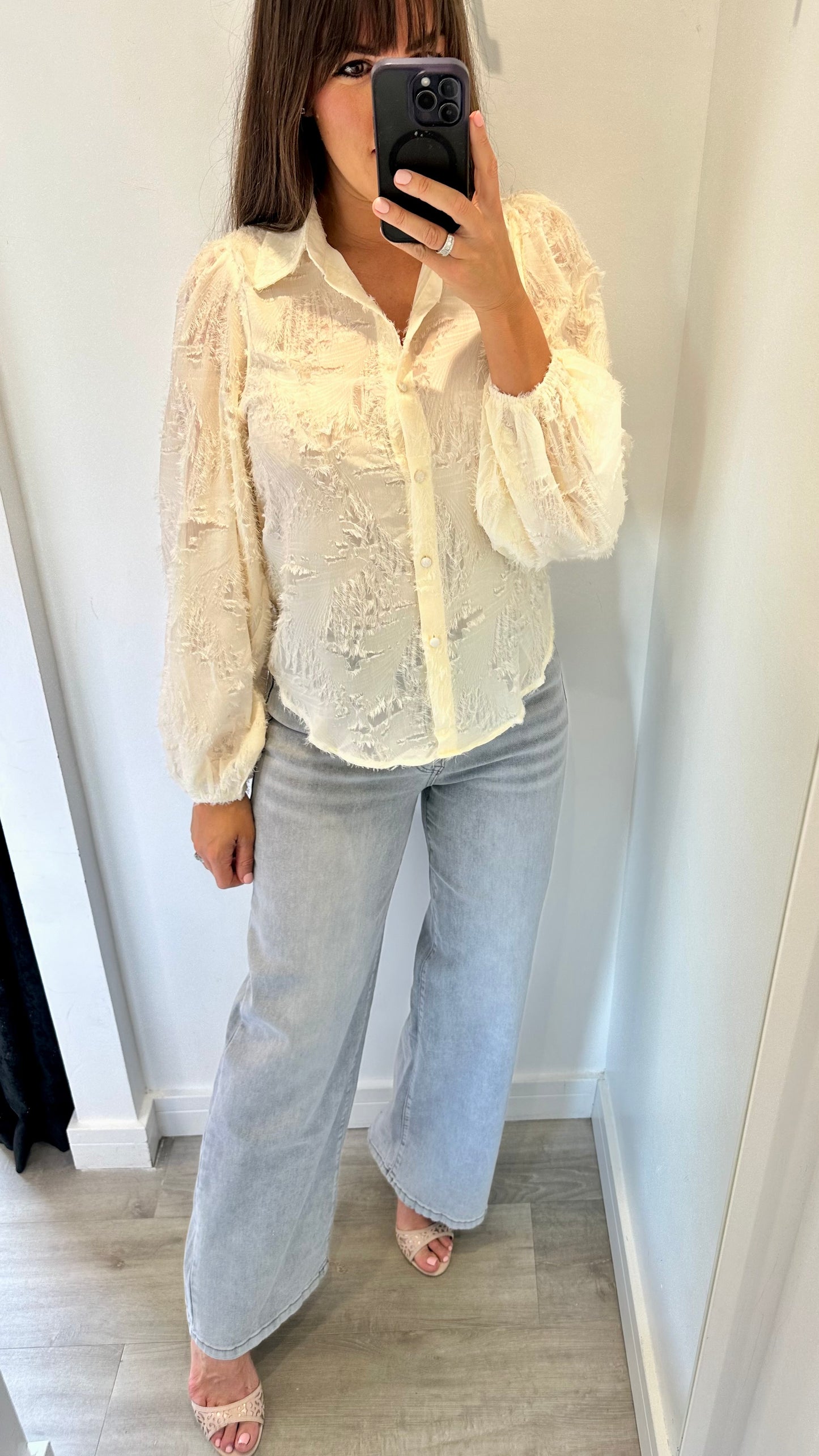 CREAM TEXTURED BLOUSE