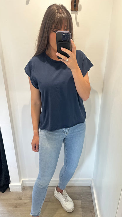 NAVY CAP SLEEVE TEE