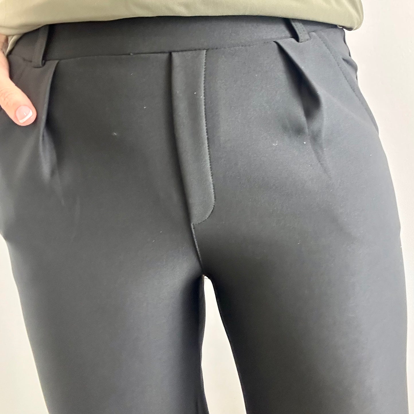 BLACK TAILORED STRETCHY TROUSERS