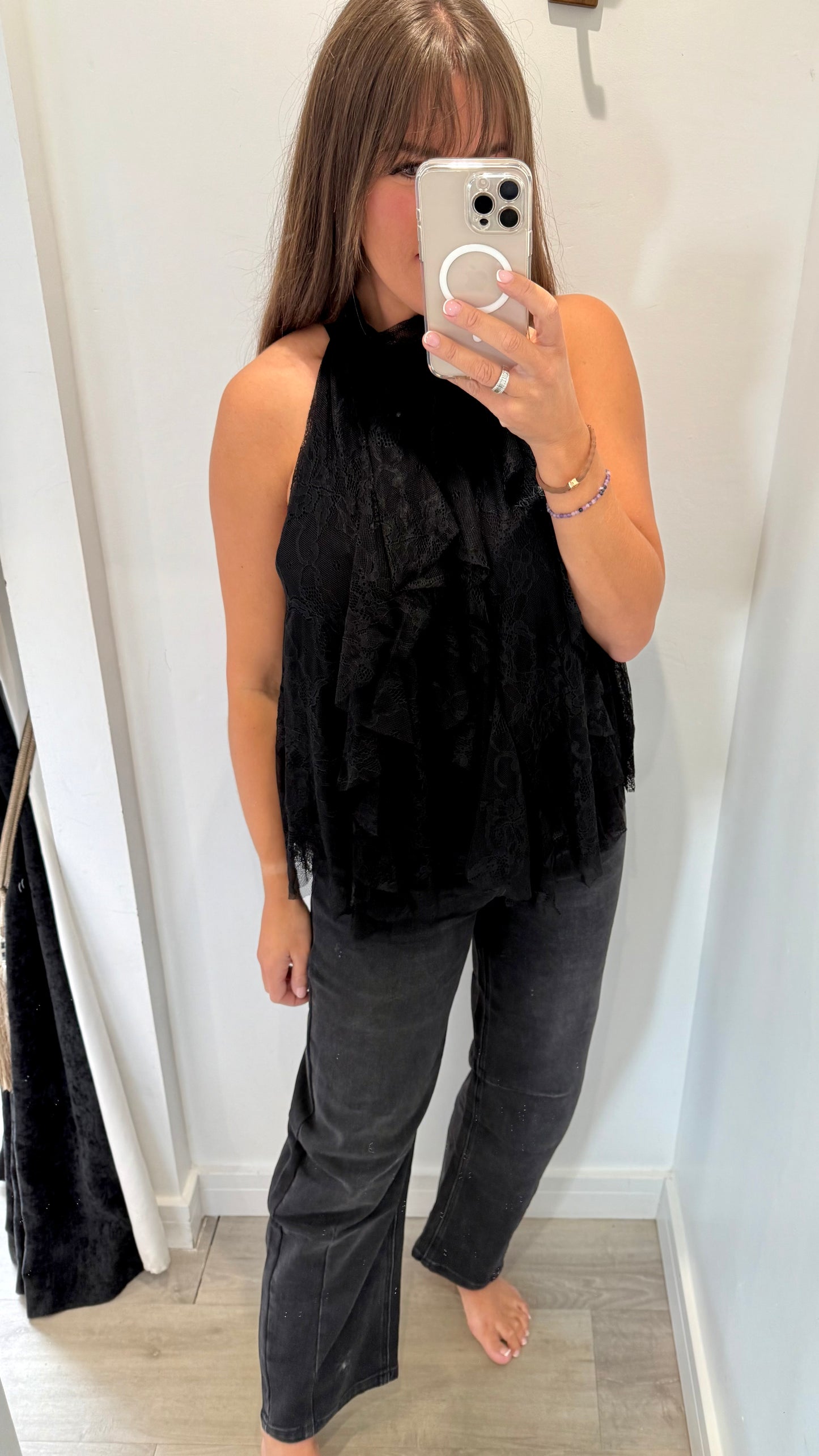 HALTERNECK LACE RUFFLE TOP