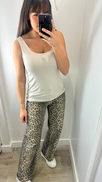 NUDE CAMI VEST TOP