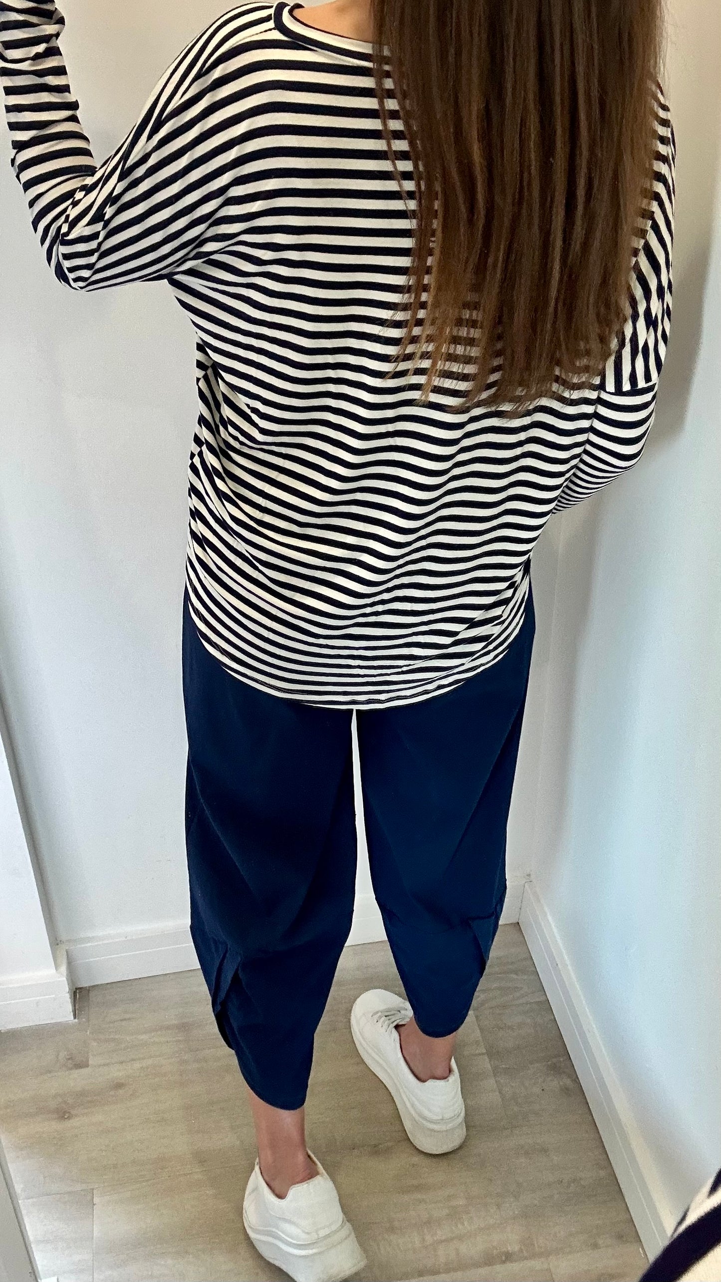 NAVY AND WHITE STRIPE TOP