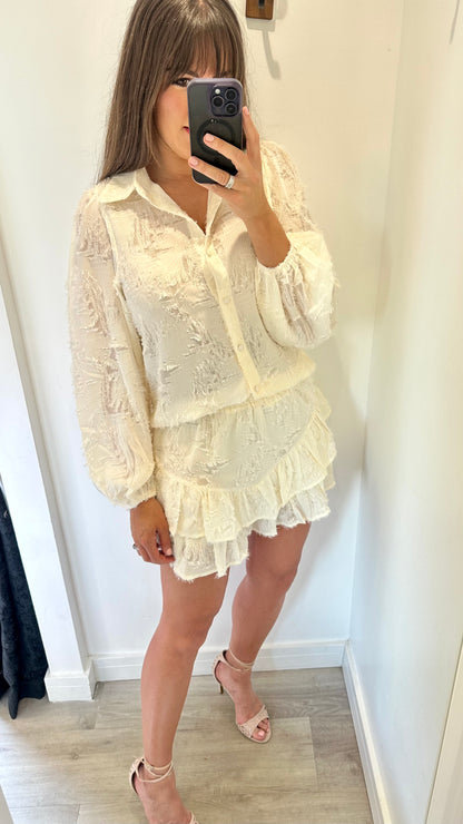 CREAM TEXTURED SKORT