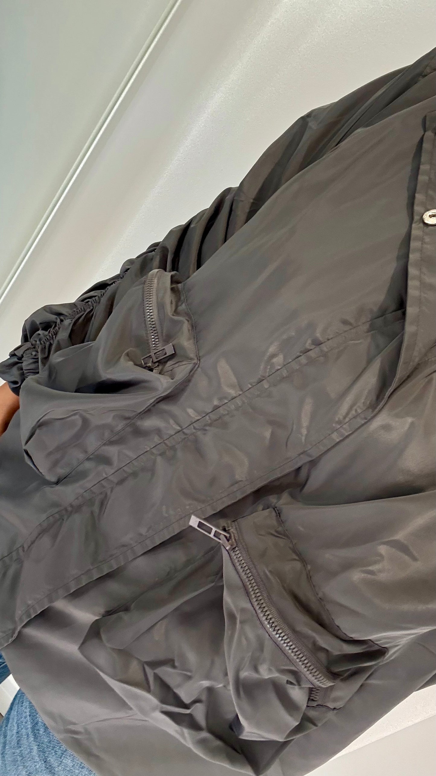 CHARCOAL GREY SHOWERPROOF RAINCOAT