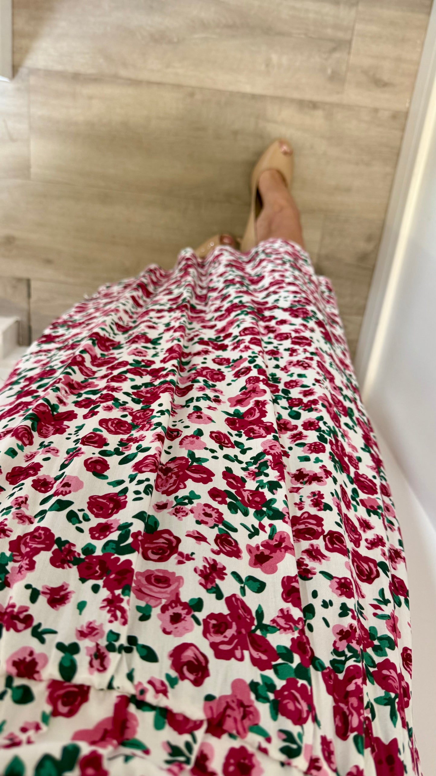 FLORAL PRINT MIDI SKIRT - WHITE WITH GREEN AND PINK