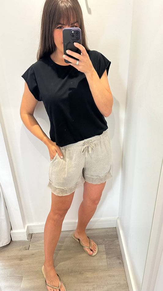 SAND LINEN MIX SHORTS