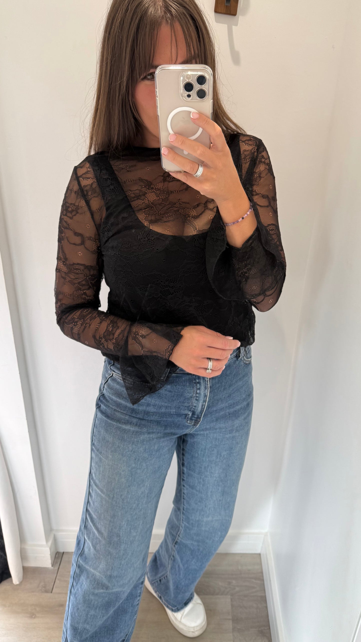 BLACK LACE TOP WITH BELL CUFFS