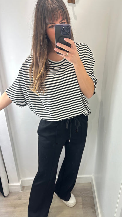 BLACK AND WHITE STRIPED BATWING PLEATED SHOULDER TOP