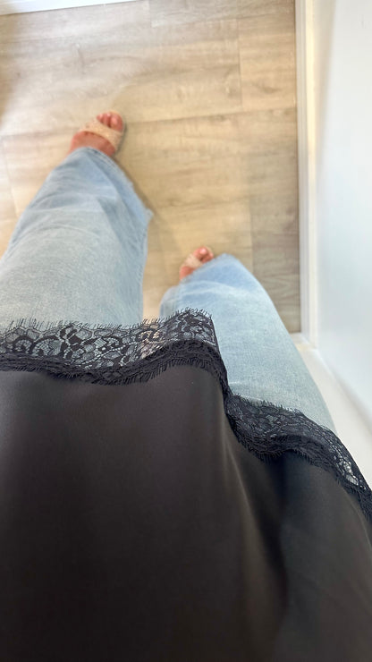 BLACK LACE DETAIL SILK CAMI TOP