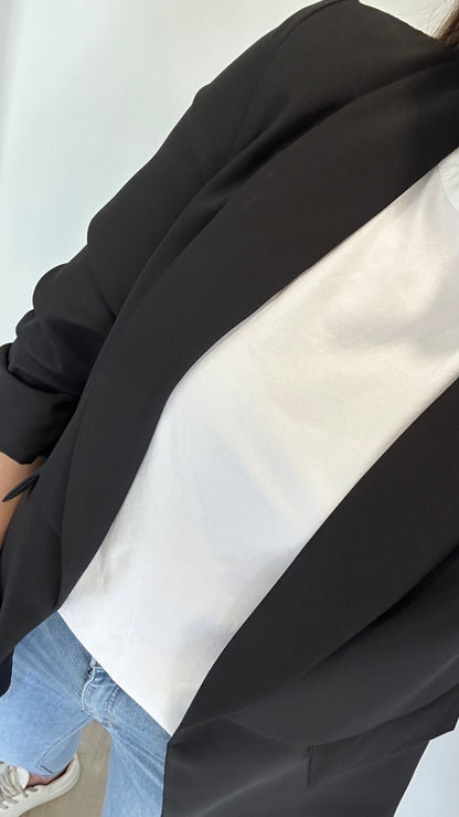 BLACK RUCHED SLEEVE BLAZER
